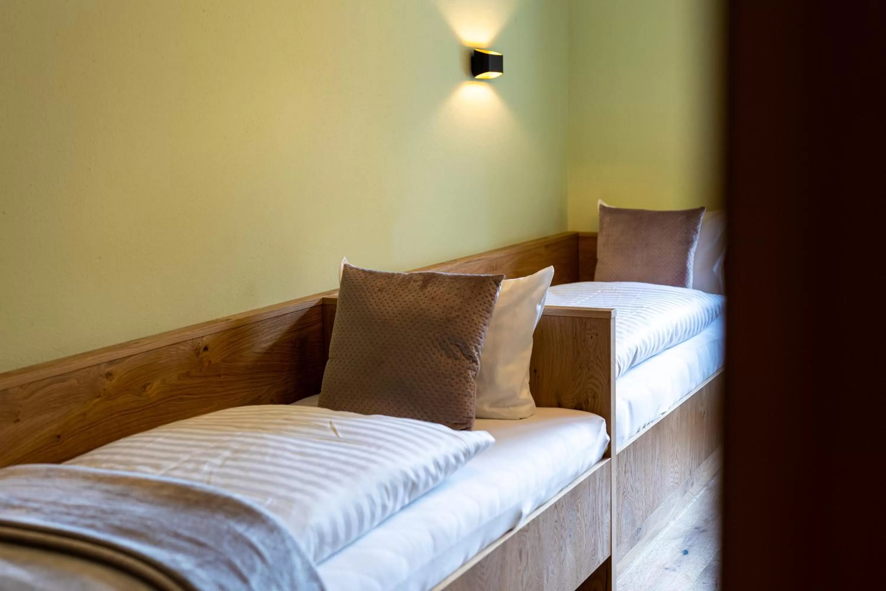 Bed in Wellness Aparthotel "Lechlife" incl Pool - 400m zum SKILIFT