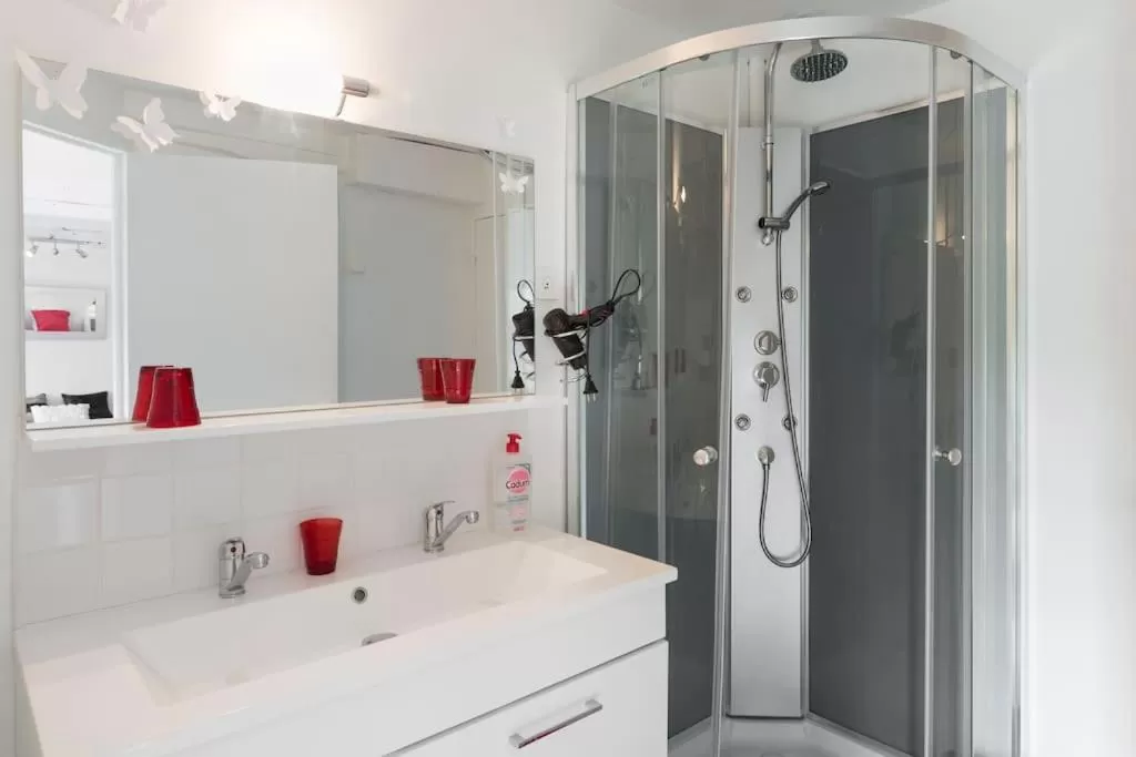 Family Room in Chambres d'hôtes - Les Palmiers