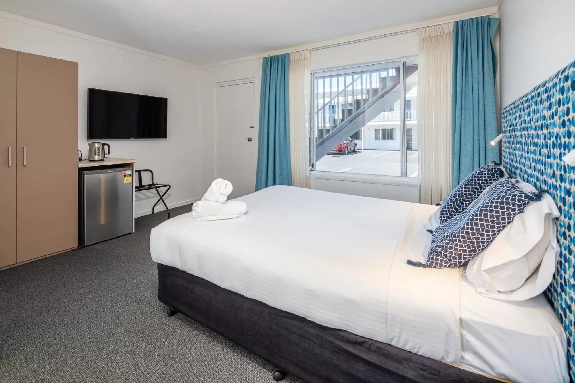 Queen Room in Batemans Bay Lodge Queen Room in Batemans Bay Lodge