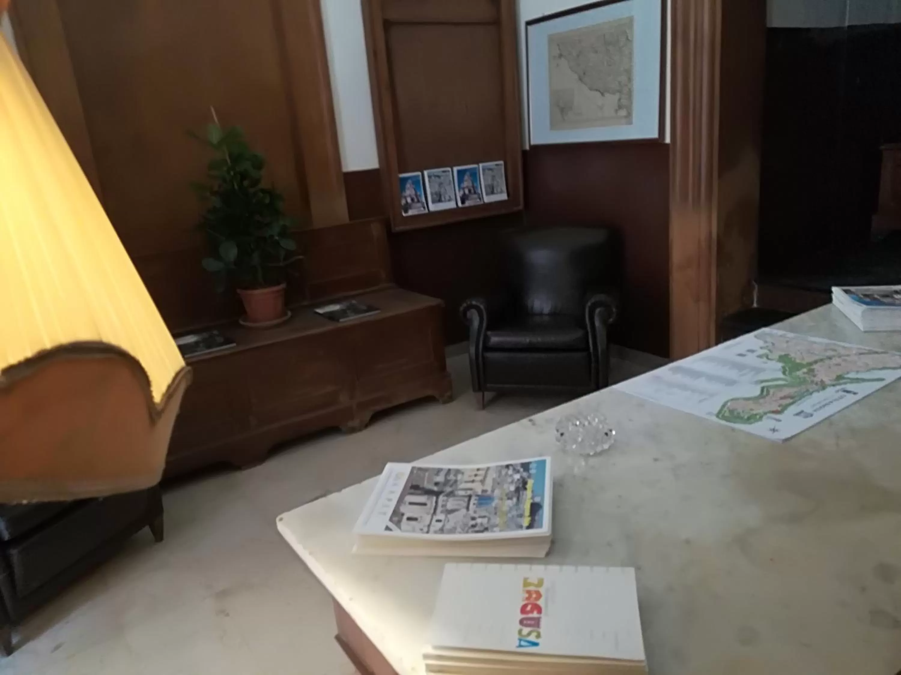 Living room, Bed in Residenza Donnafugata B&B