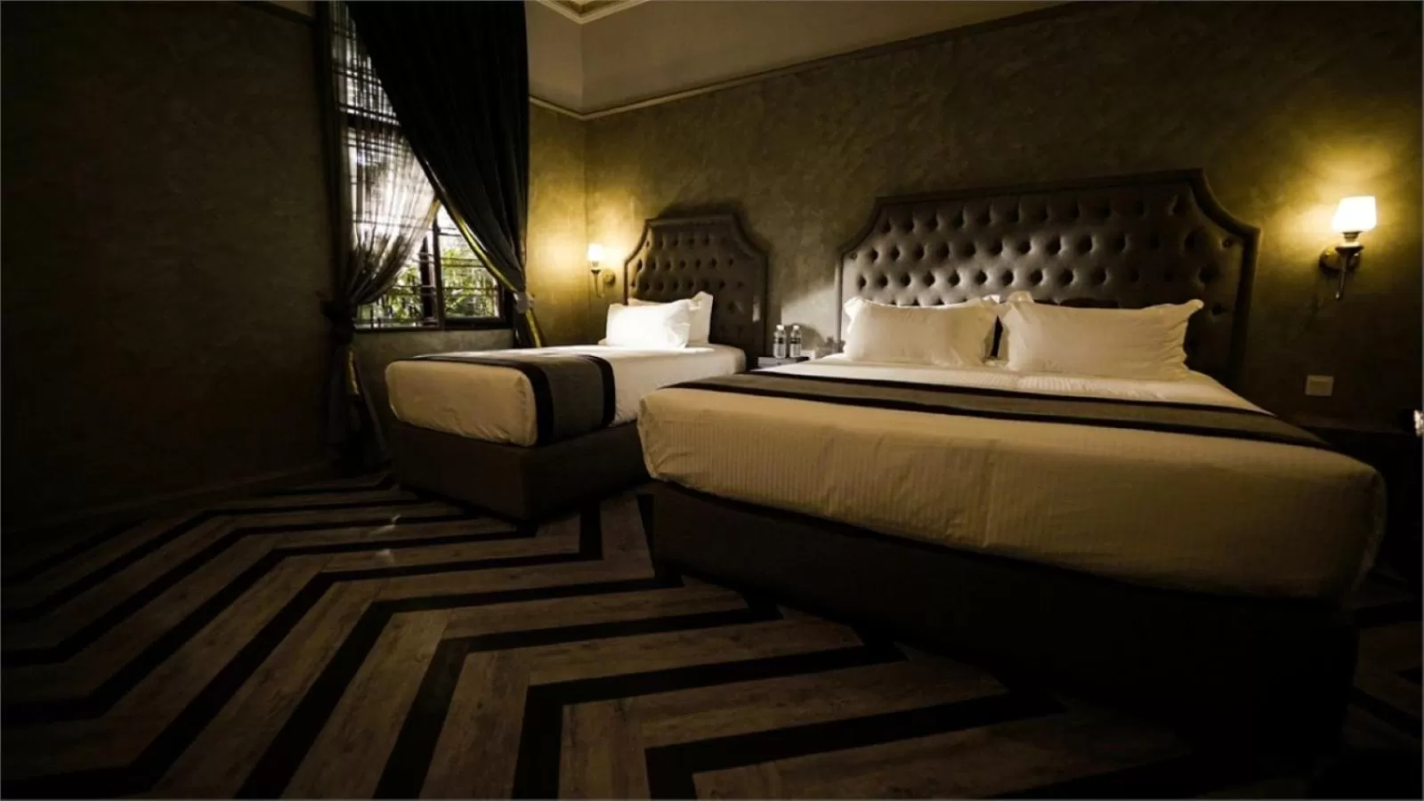 Bed in 1969 Business Suites @ Ipoh Garden