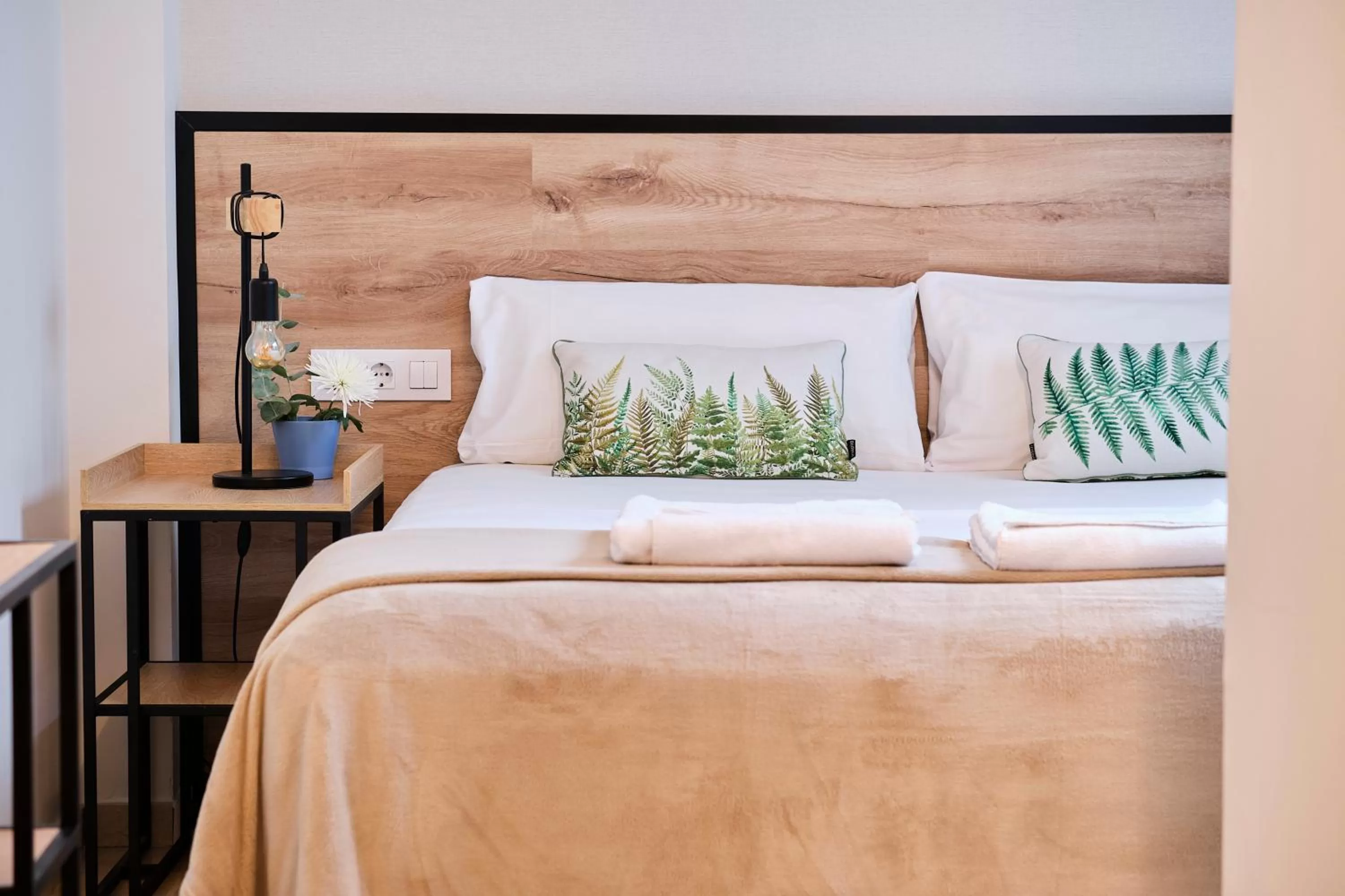 Bed in Sweet Sevilla Suites