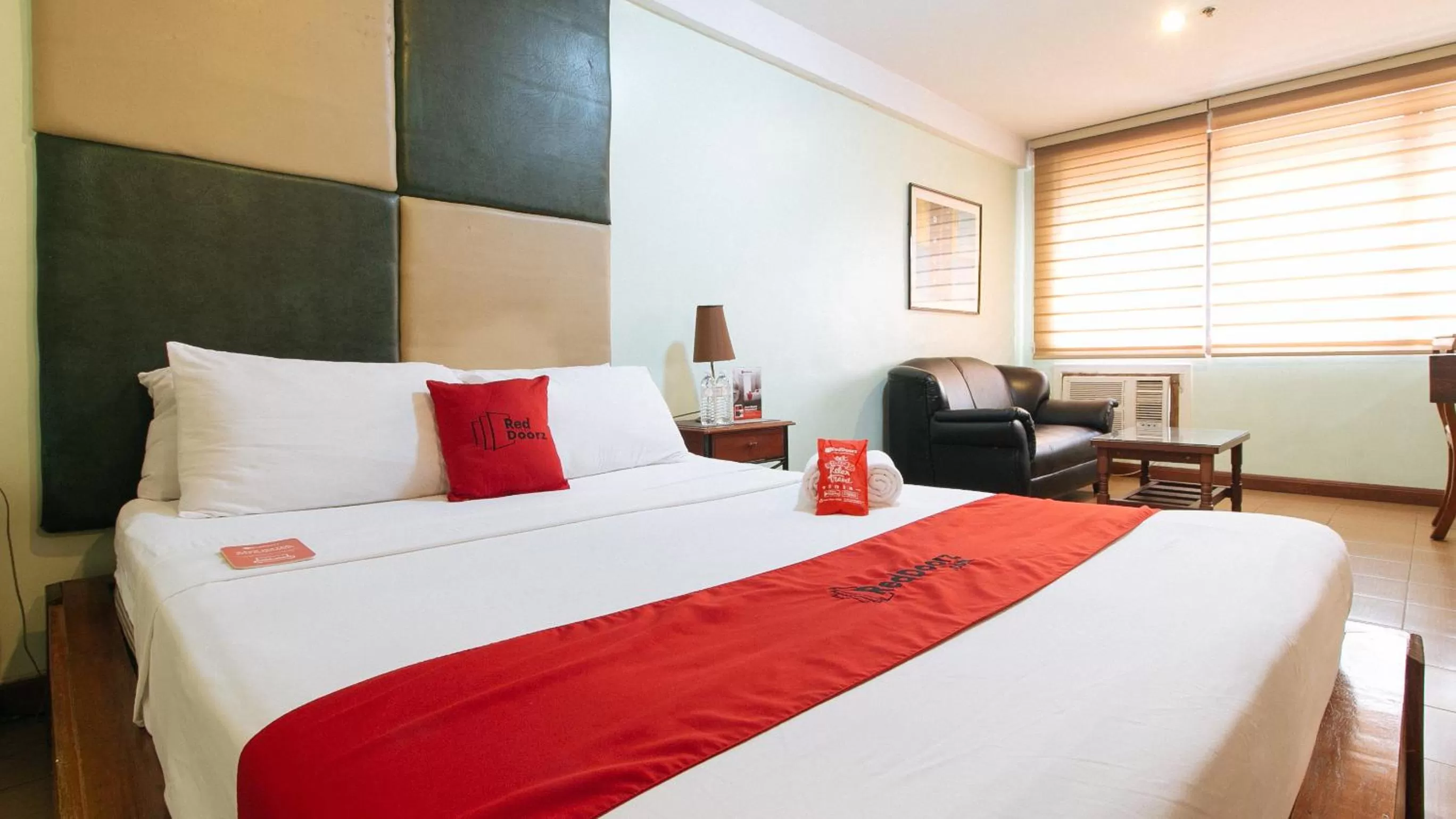 Bedroom, Bed in RedDoorz at Timog Avenue Quezon City