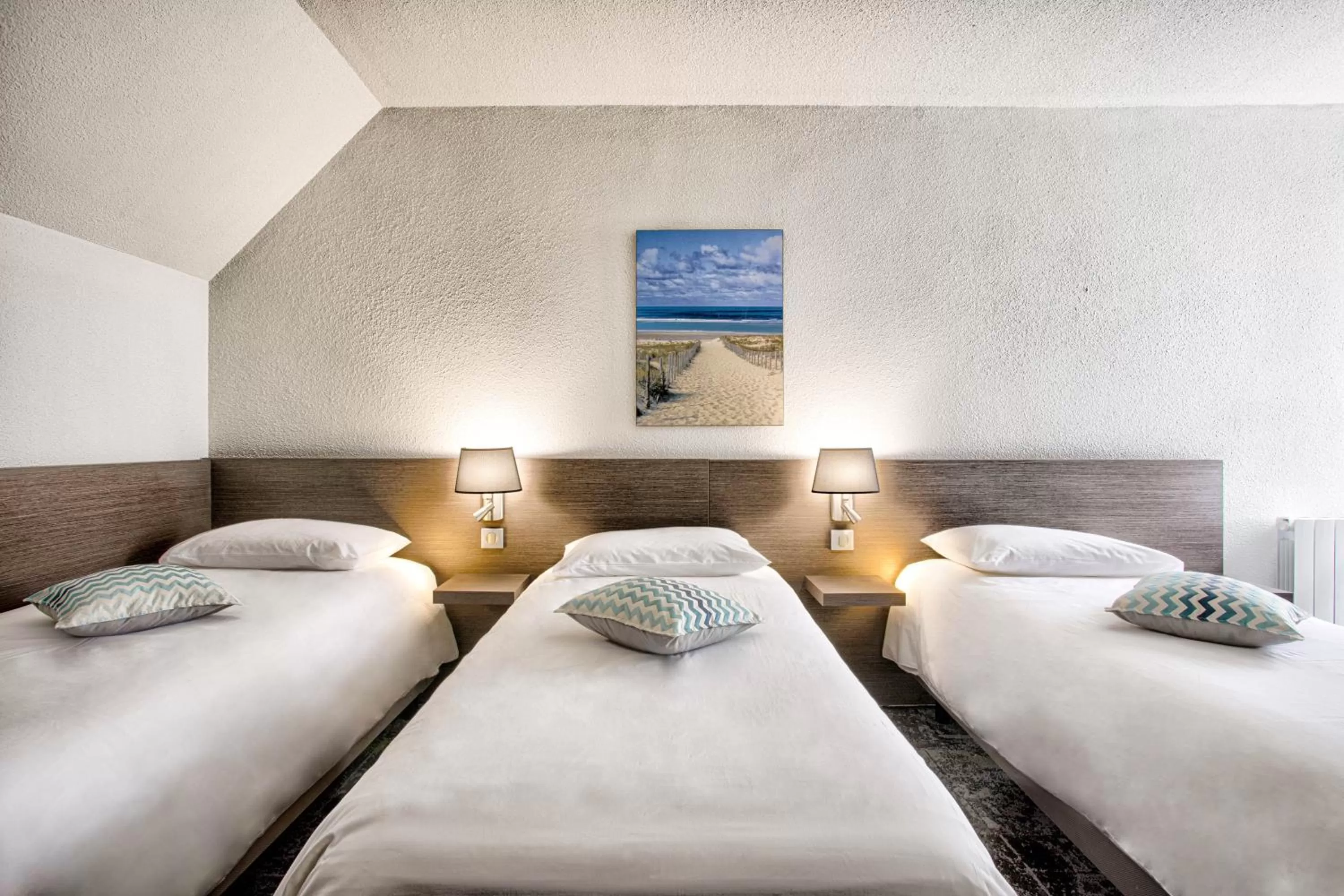 Bedroom, Bed in Mercure Cabourg Hôtel & Spa