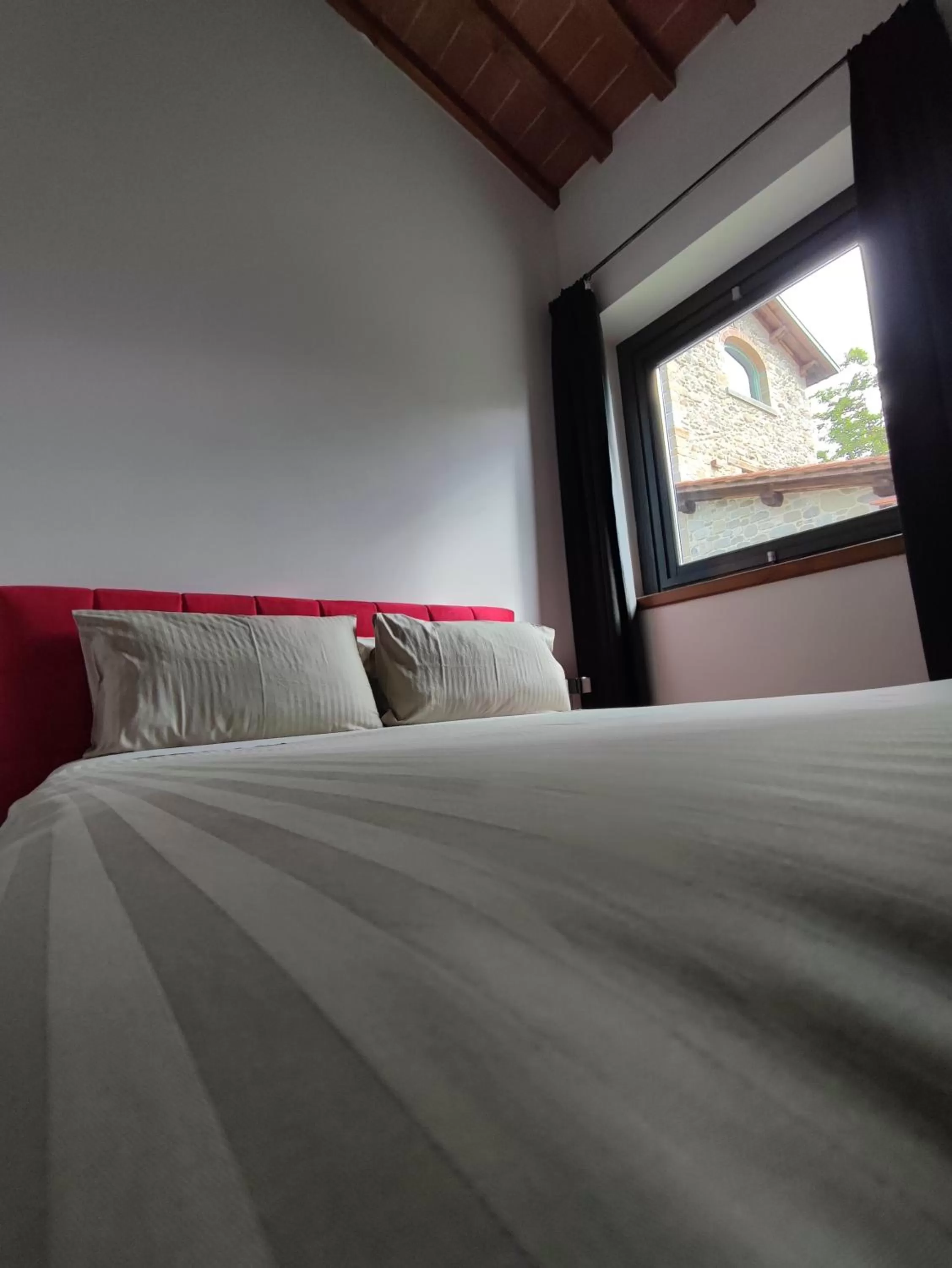 Bed in Villa Giulia Fashion B&B
