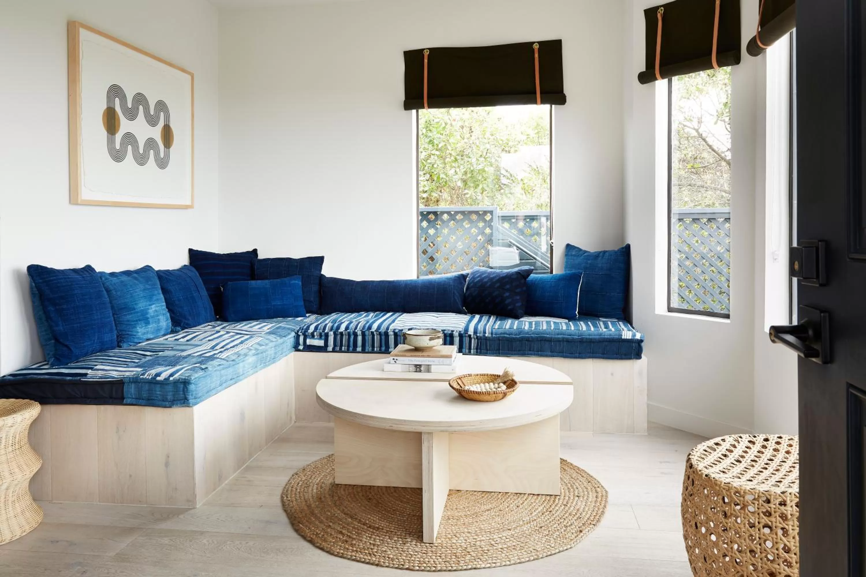 Living room in White Water