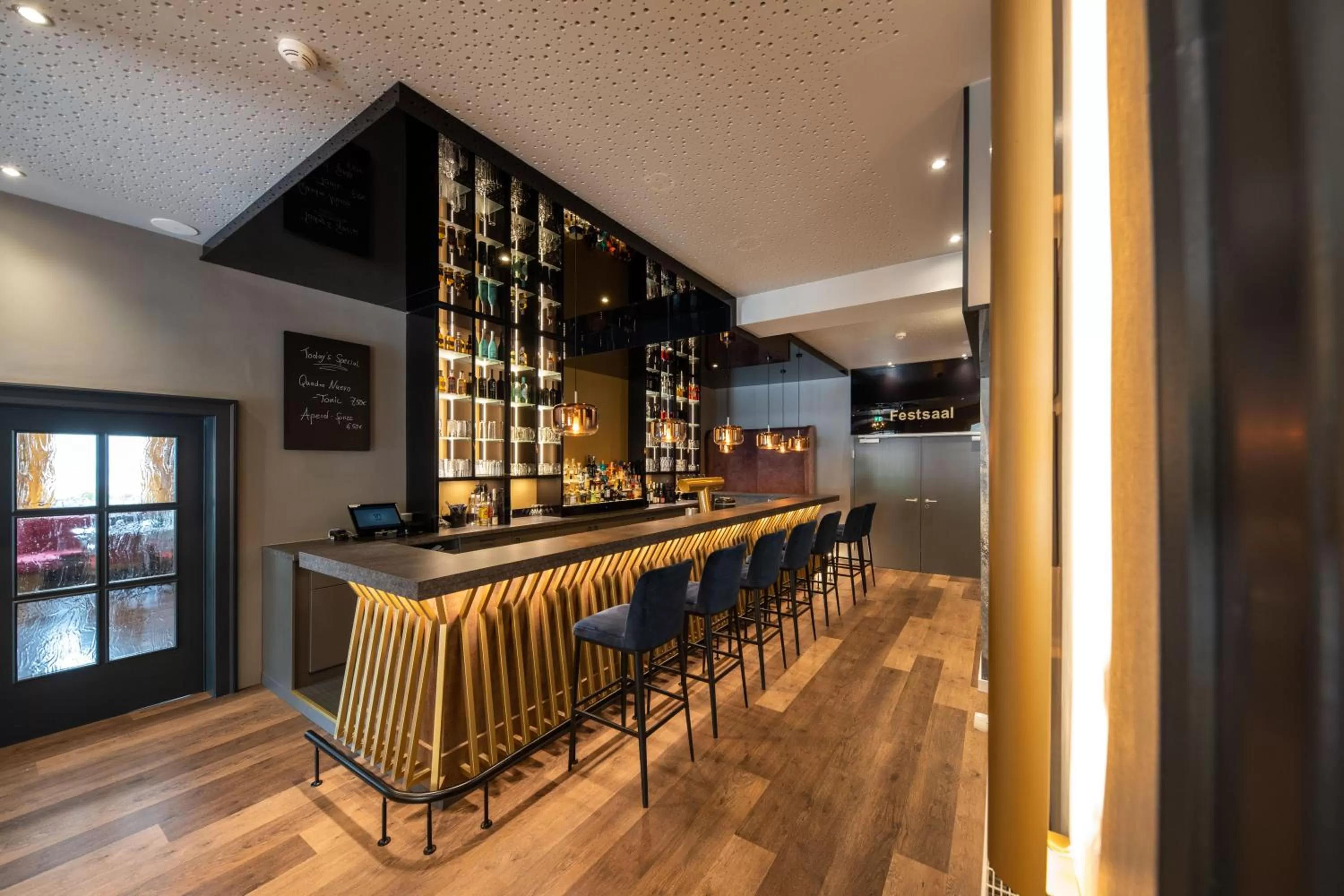 Lounge or bar in Hotel Rheinischer Hof