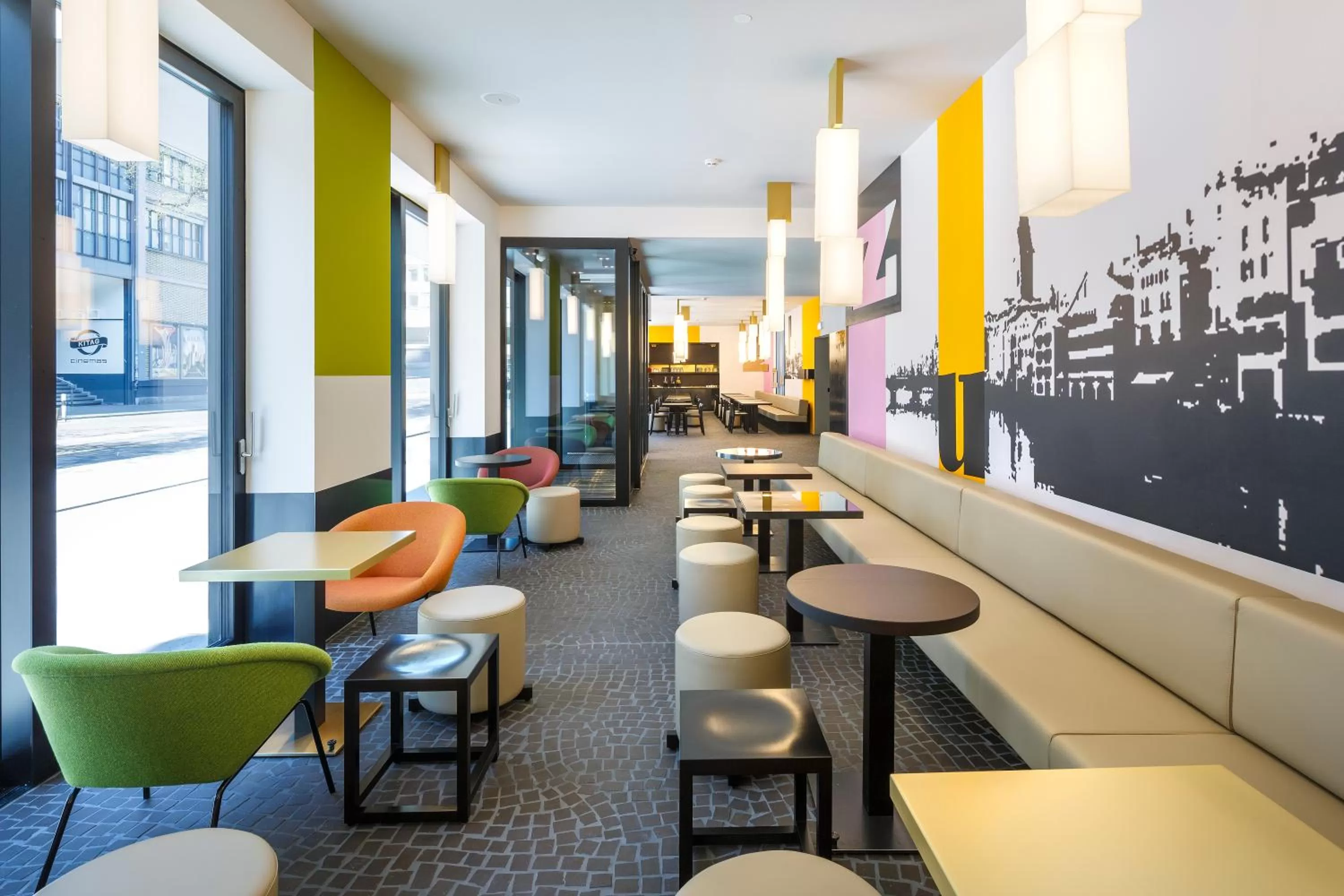 Food and drinks in Züri by Fassbind