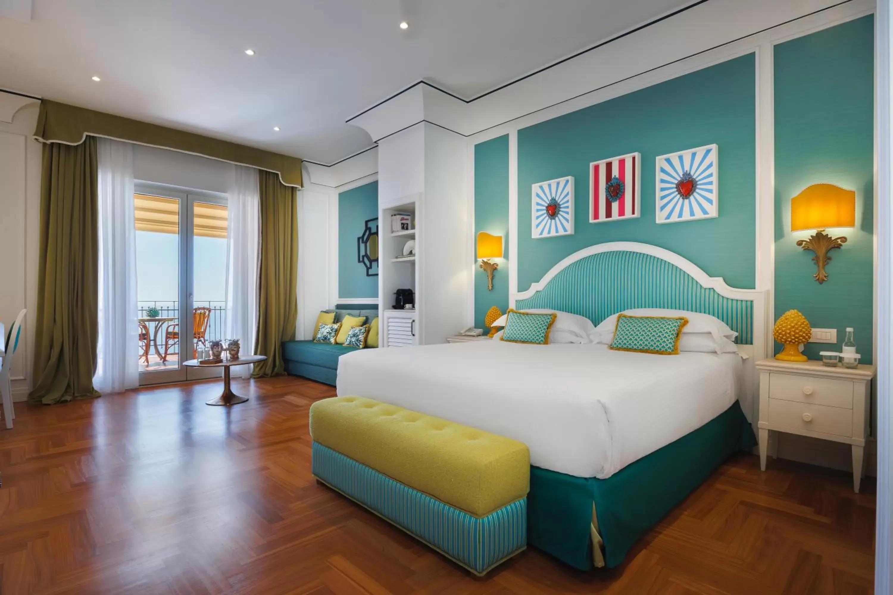 Junior Suite Premium Terrace in Grand Hotel San Pietro Relais & Chateaux Junior Suite Premium Terrace in Grand Hotel San Pietro Relais & Chateaux