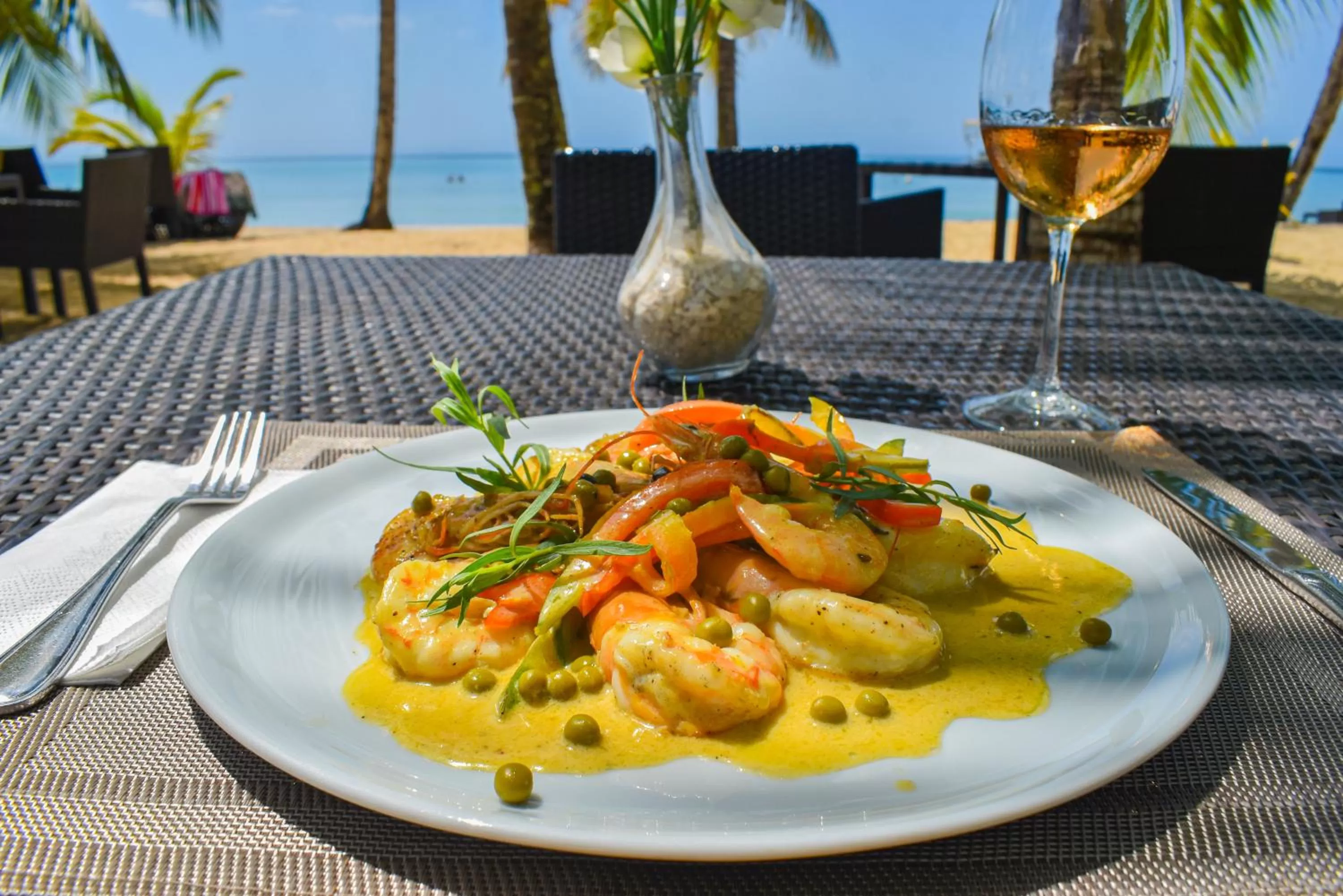 Food and drinks in Coson Bay