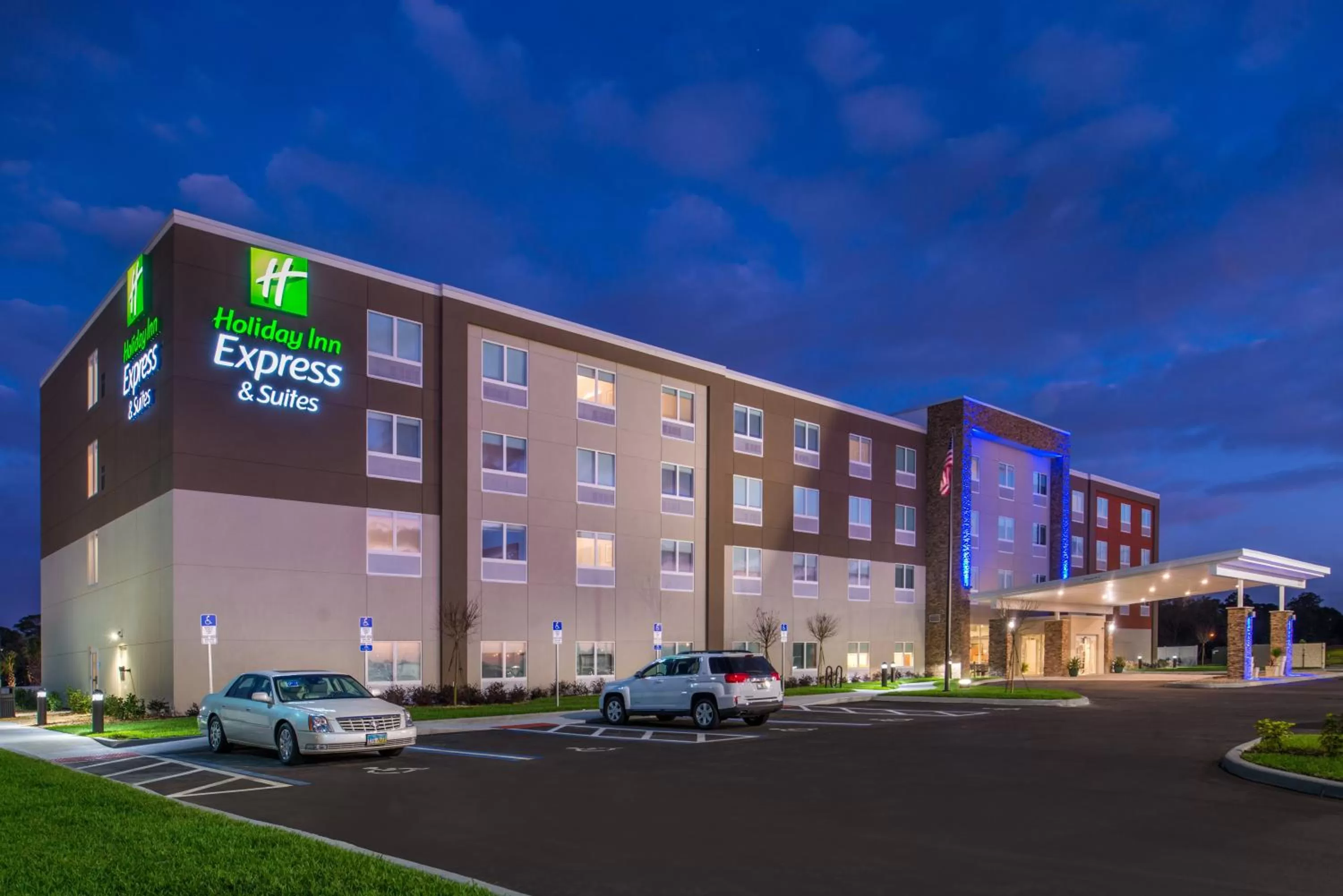 Property building in Holiday Inn Express Melbourne West by IHG