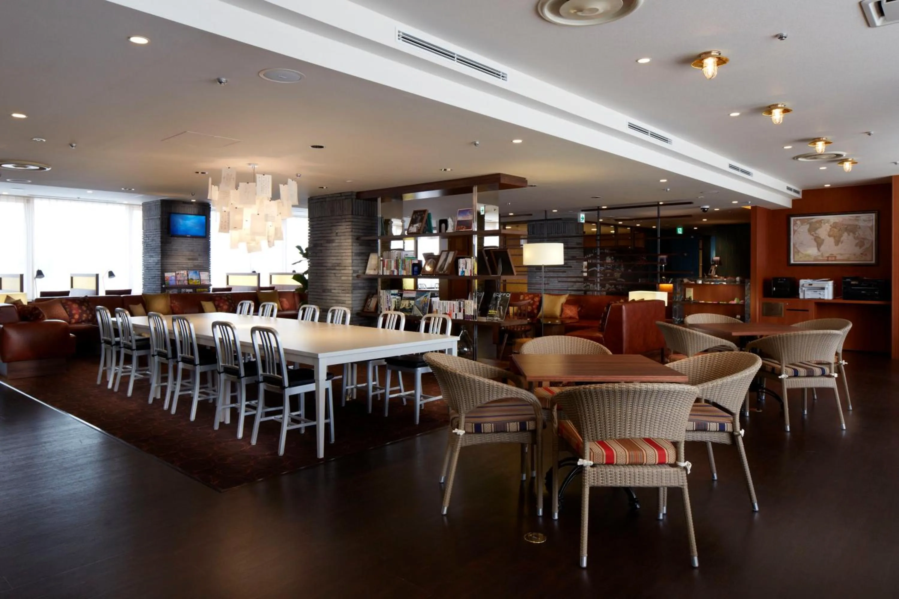 Communal lounge/ TV room in Shinagawa Prince Hotel N Tower