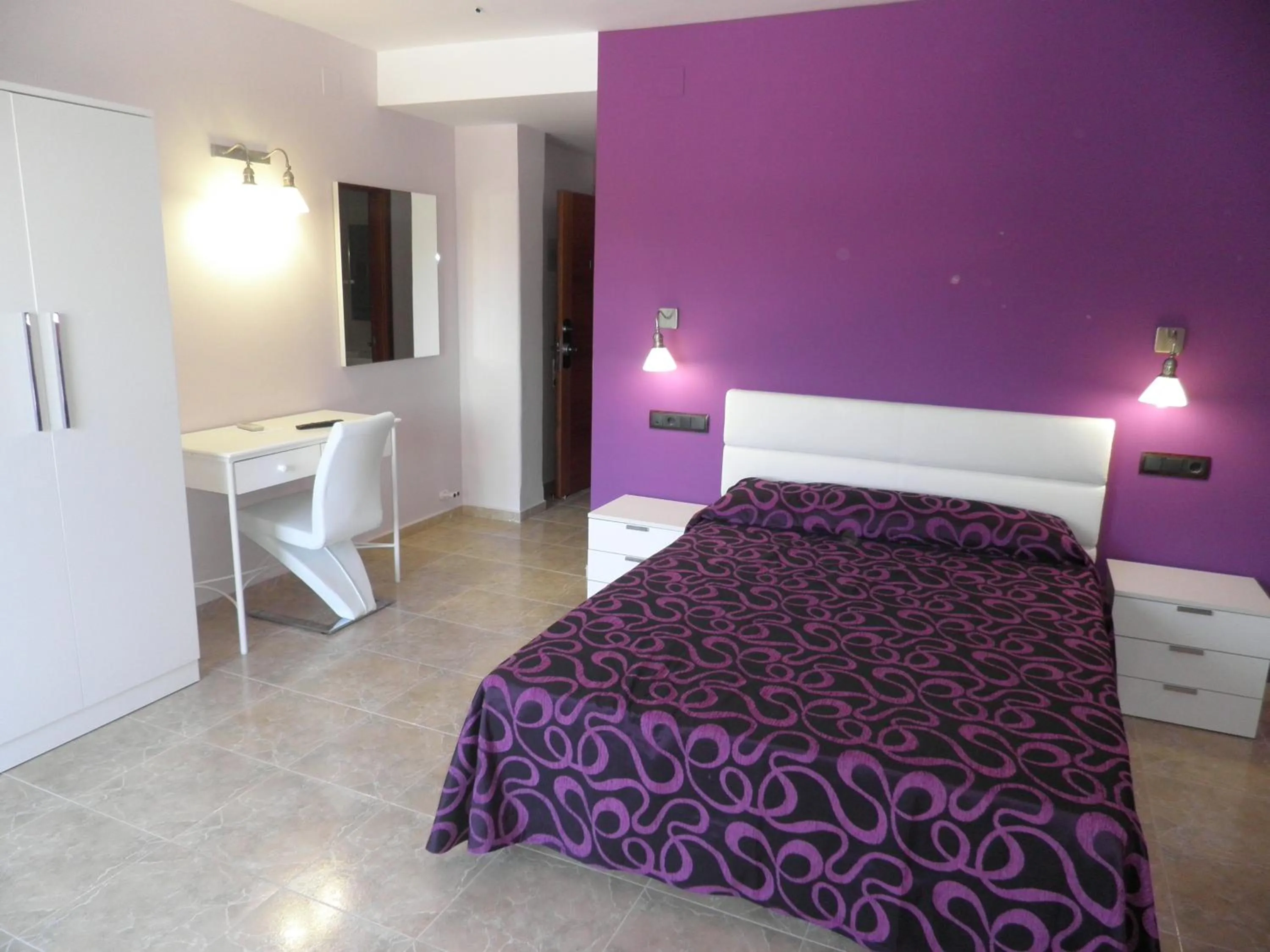 Photo of the whole room, Bed in Hotel Meson de L’Ainsa