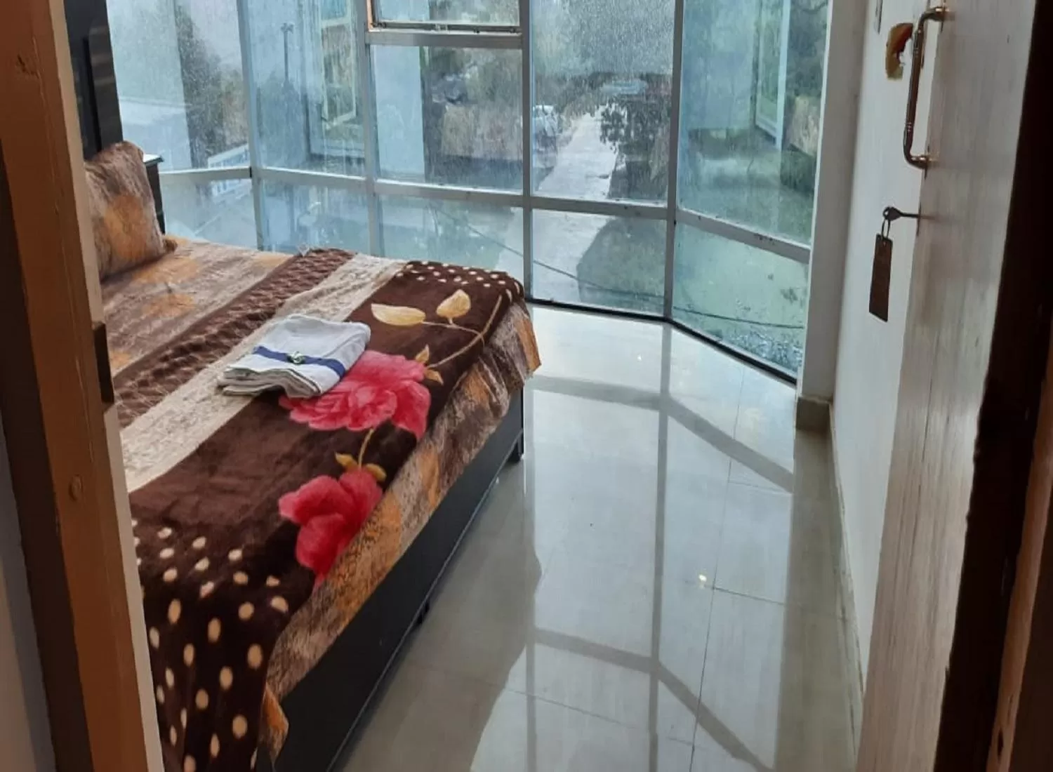 Bedroom in STAYMAKER Hotel Raj Ganga