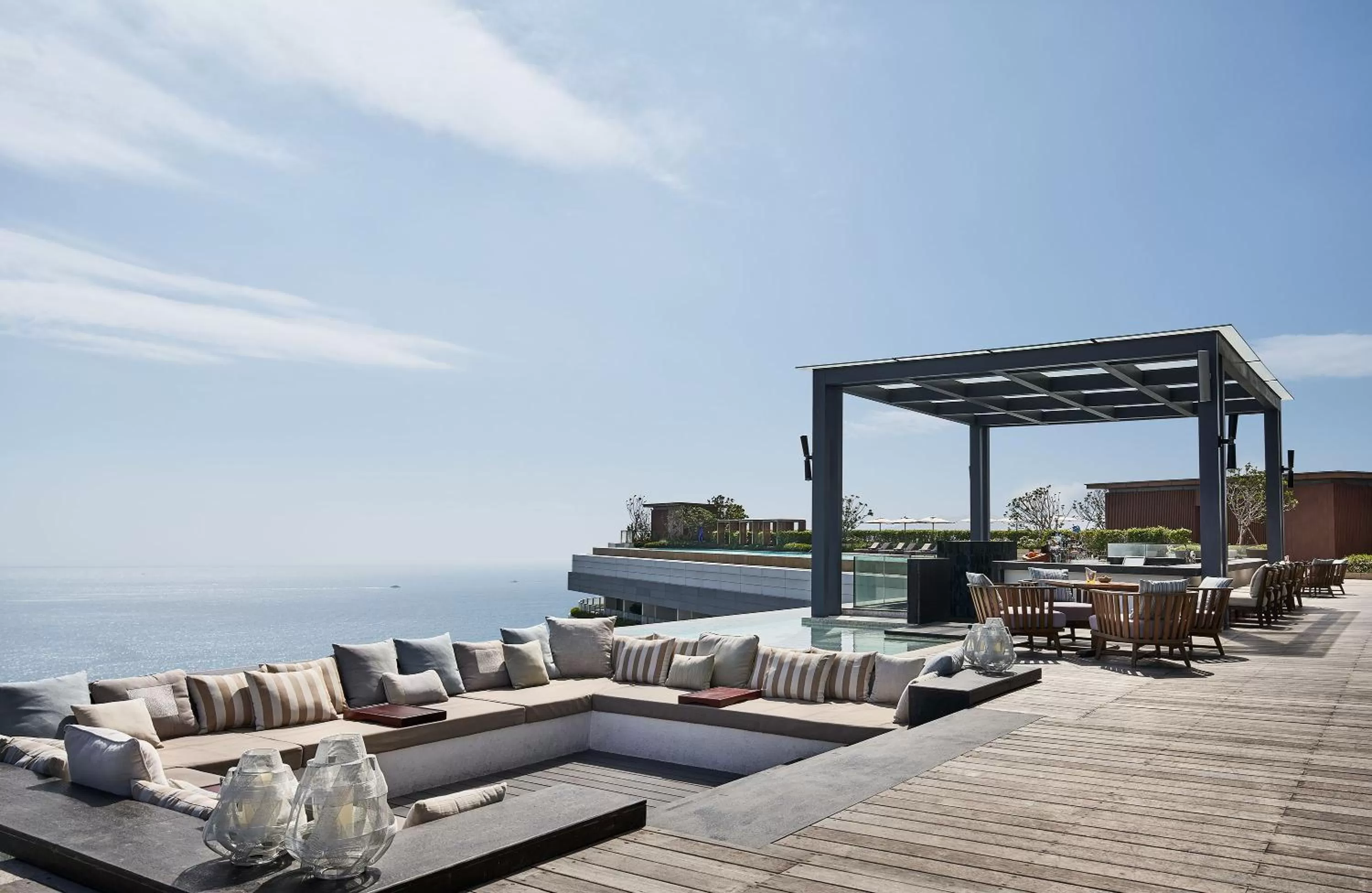 Lounge or bar in Rosewood Sanya