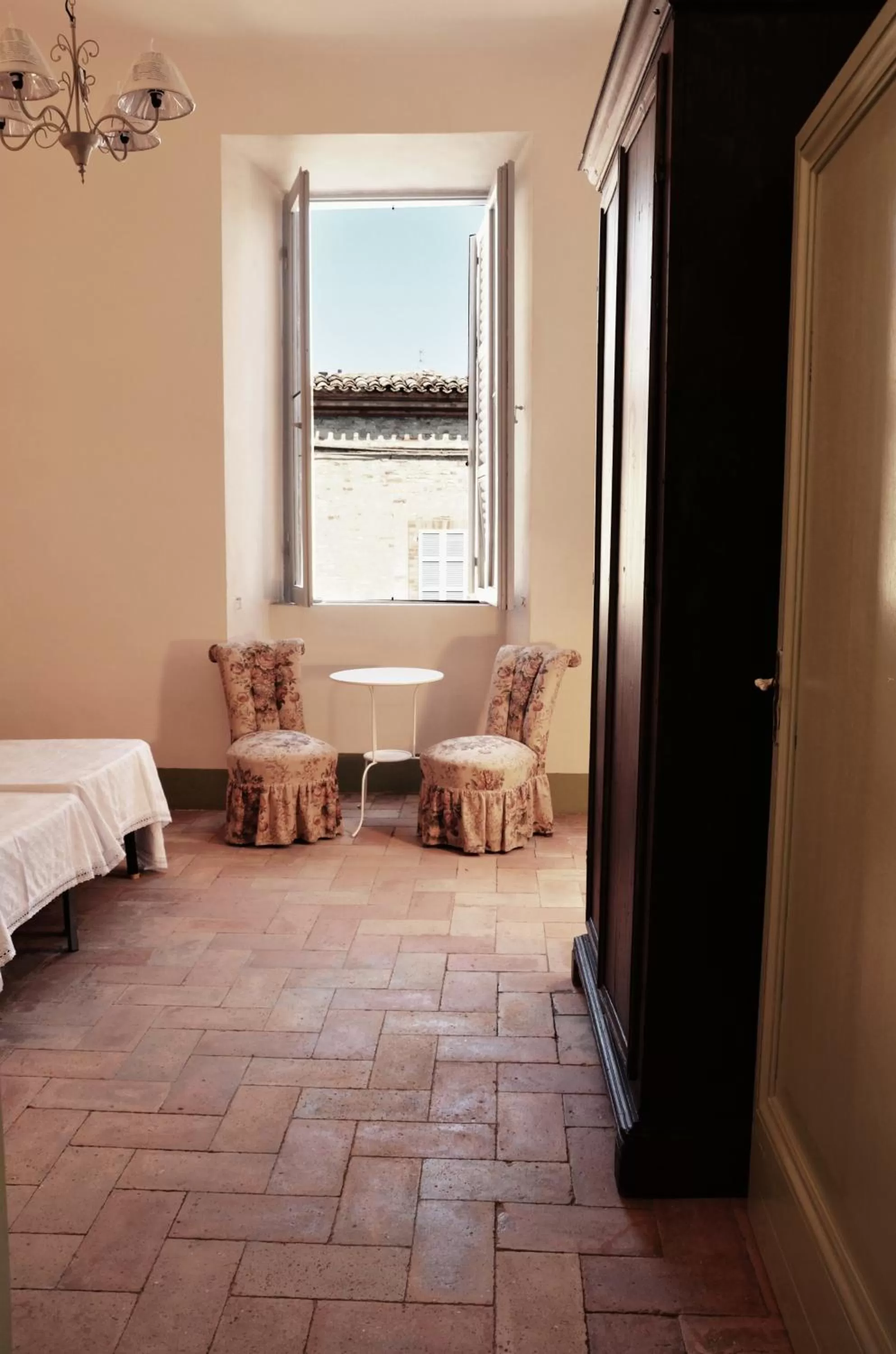 Photo of the whole room in B&B Antica Biblioteca