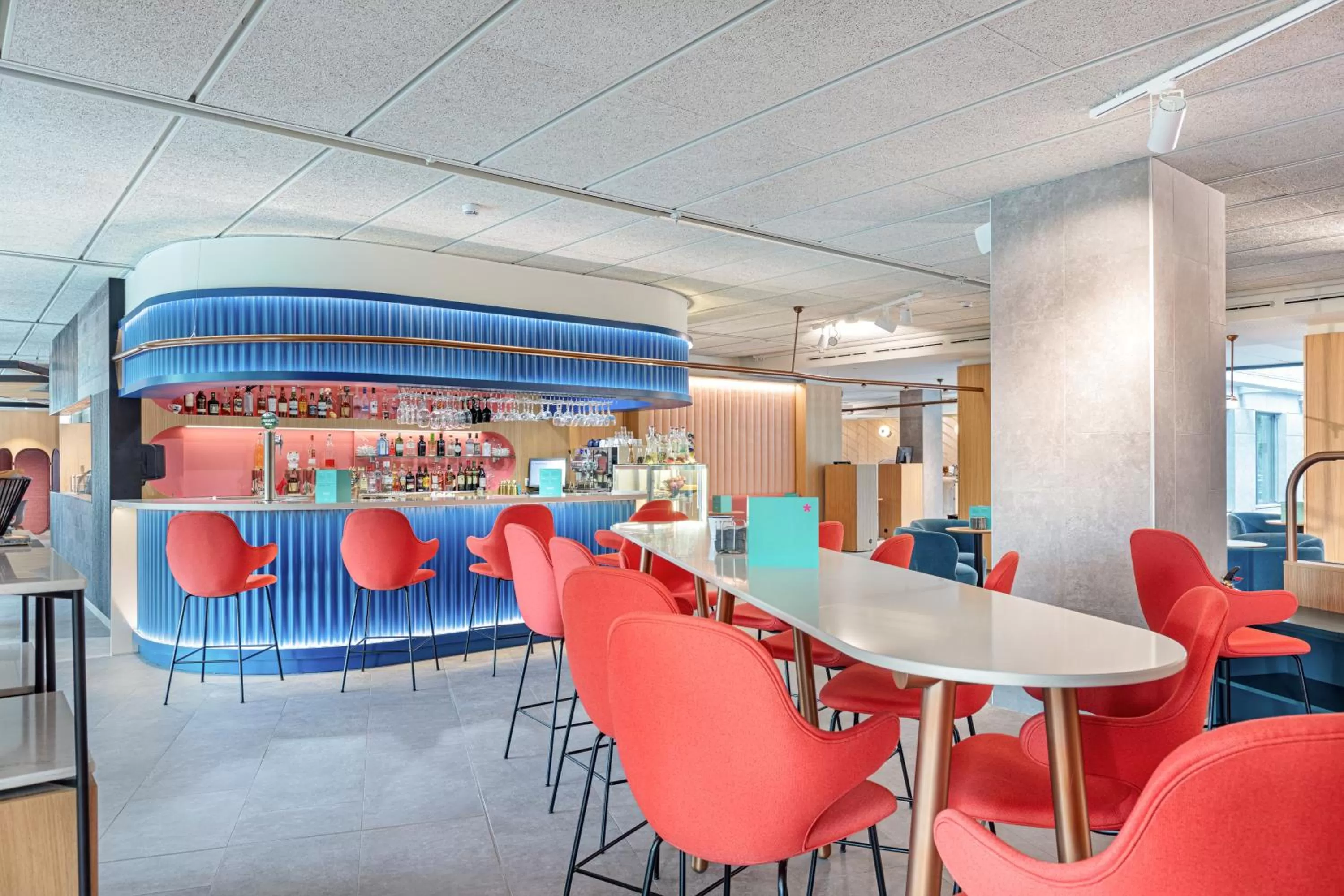 Lounge or bar in Ibis Styles Madrid City Las Ventas