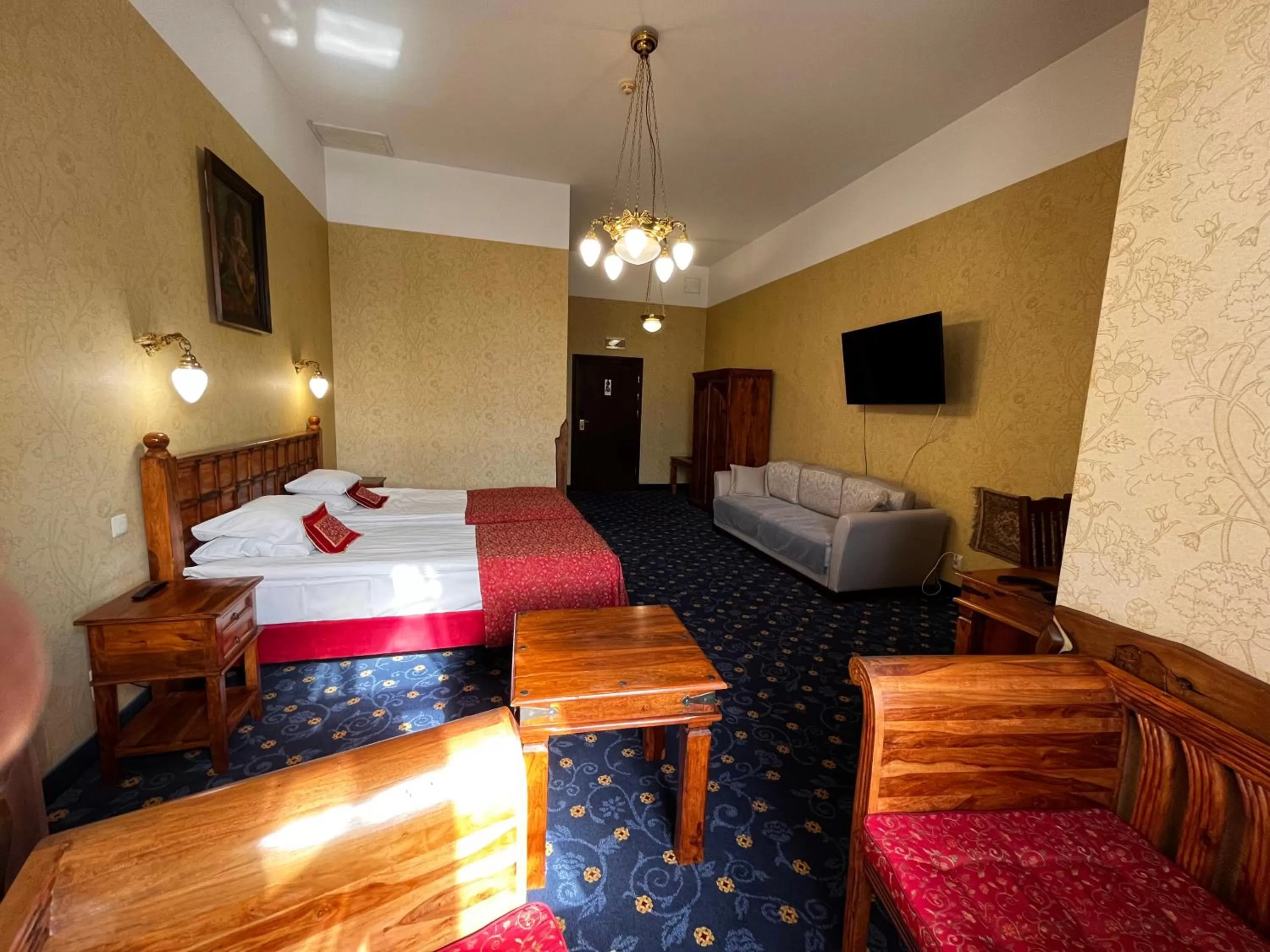 Photo of the whole room, Bed in Hotel Zamek Ryn