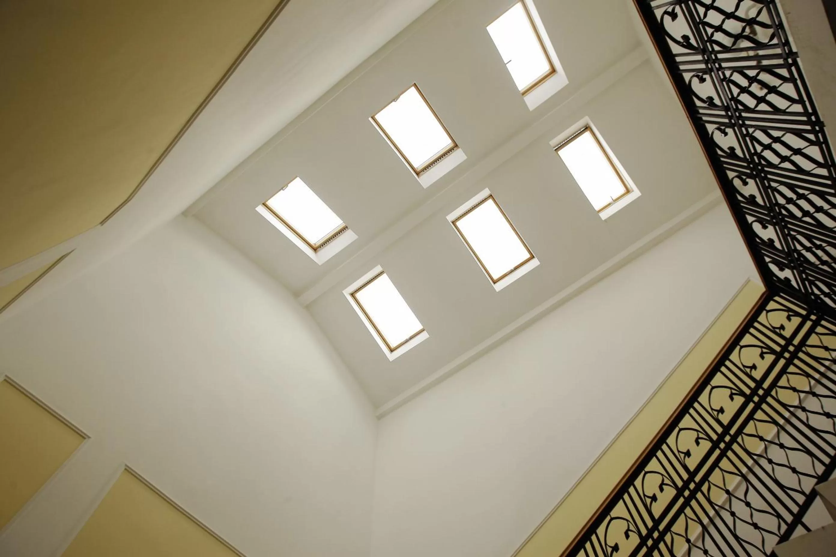 Property building in Mini-Hotel Under The Roof