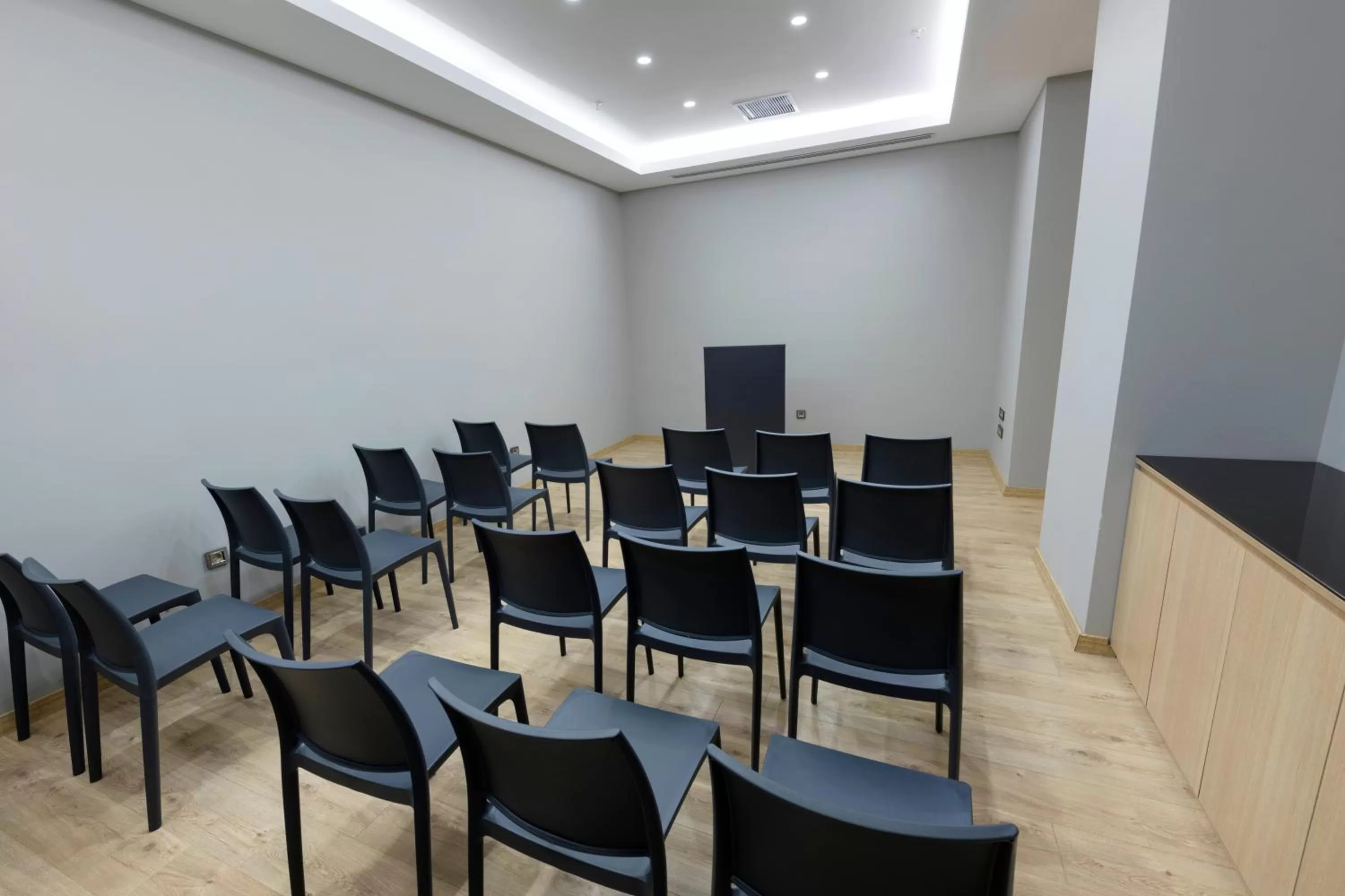 Communal lounge/ TV room in Endless Art Hotel-Special Category