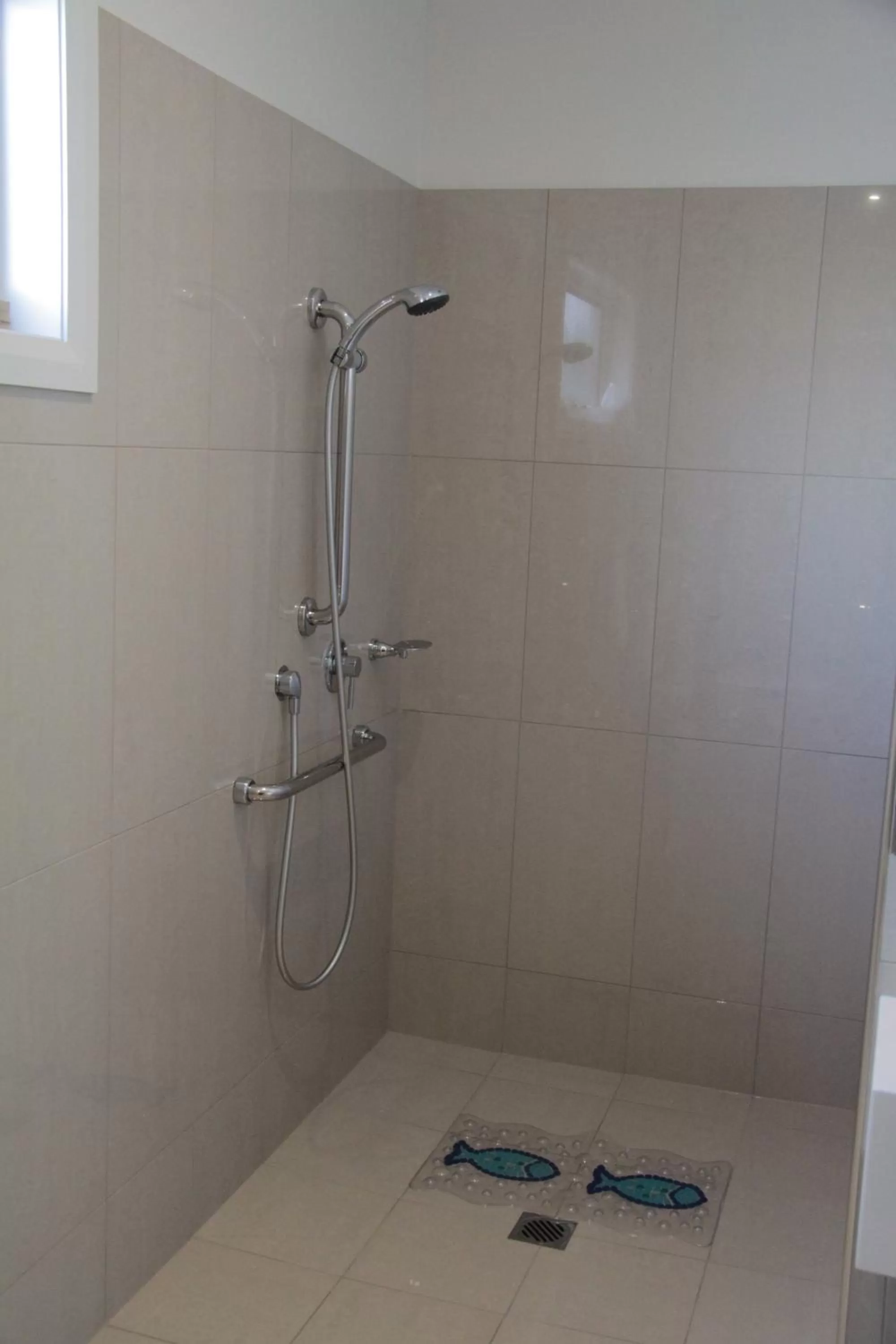 Shower in Red Earth Motel