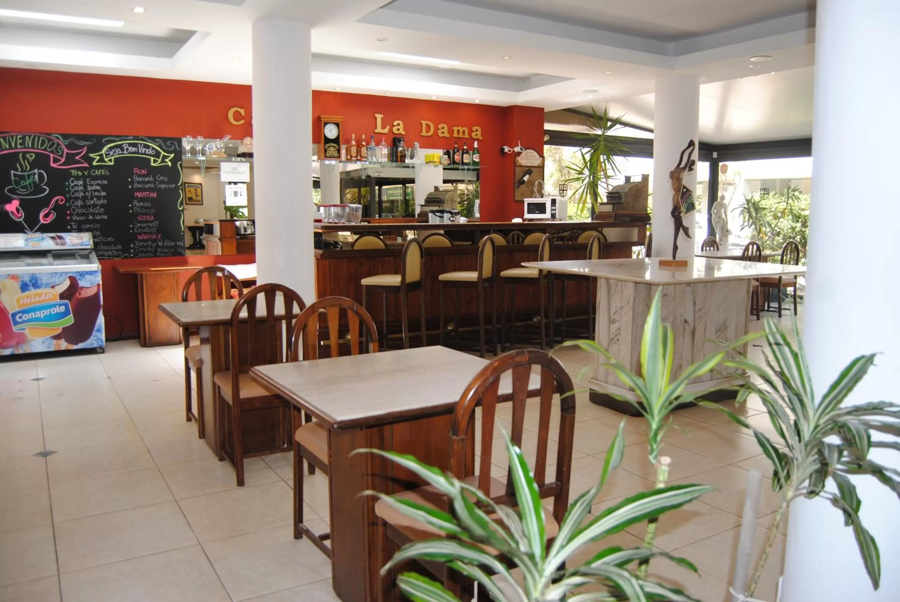 Lounge or bar in Hotel Iberia