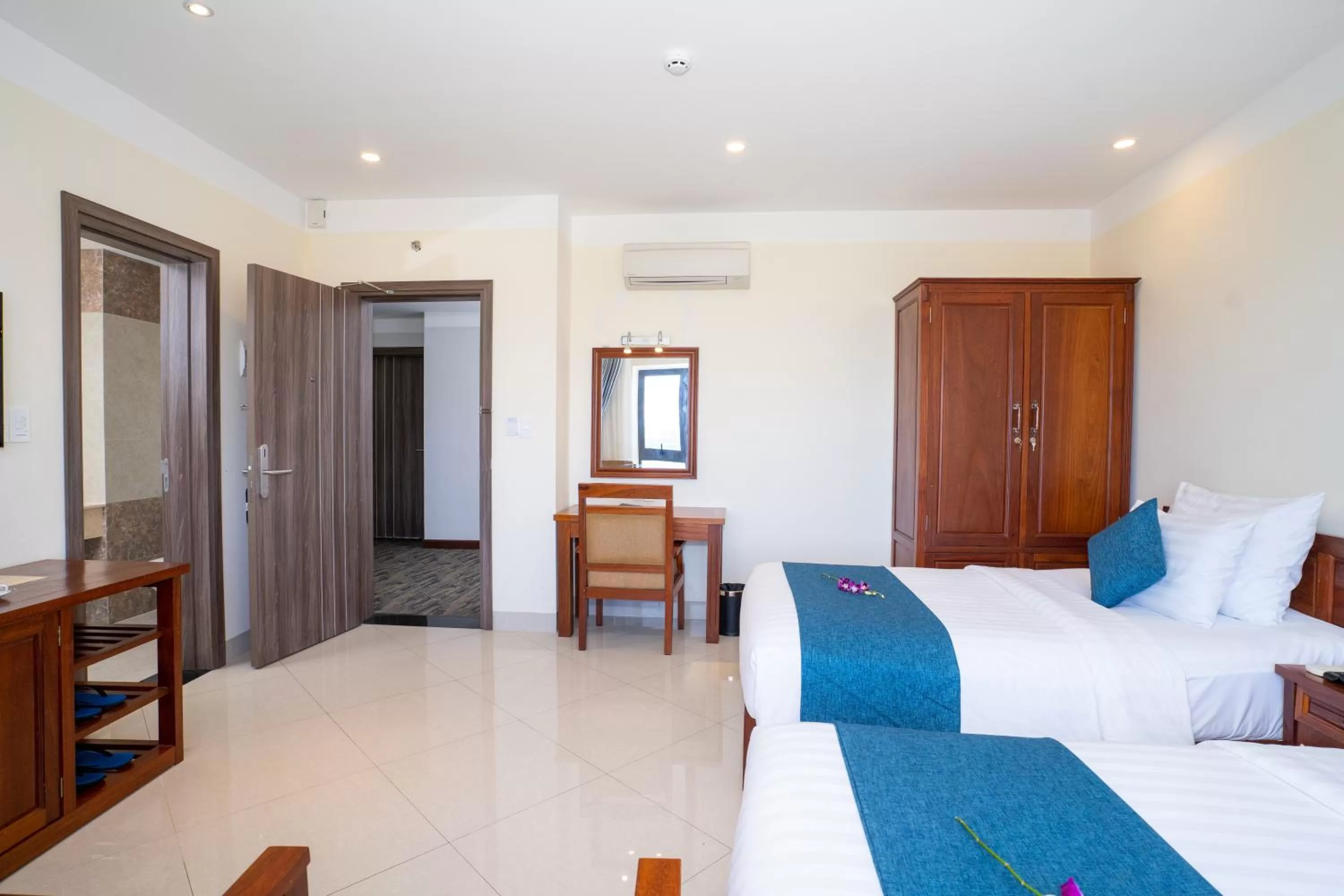 Bedroom, Bed in Navy Hotel Cam Ranh