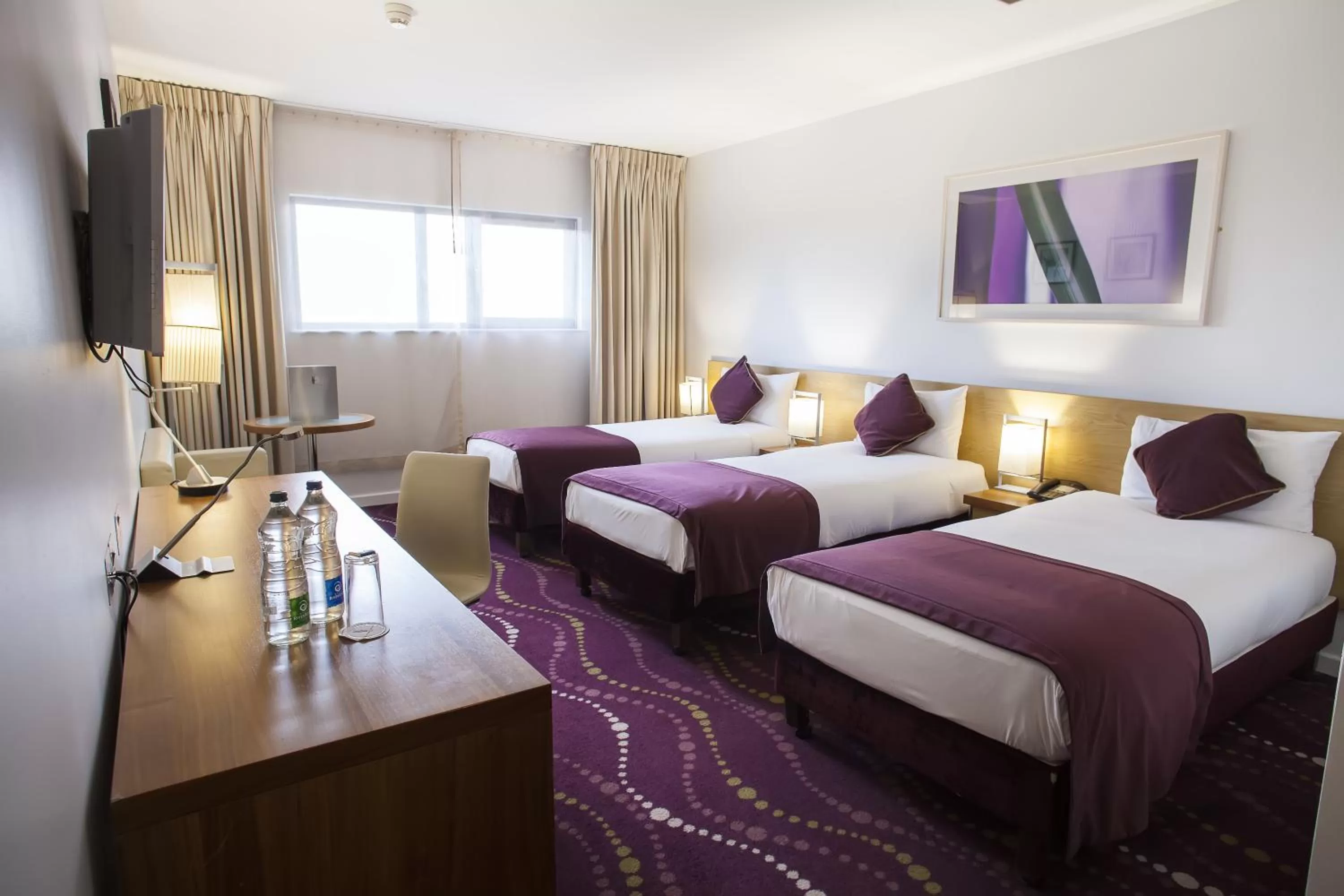 Bedroom, Bed in Louis Fitzgerald Hotel