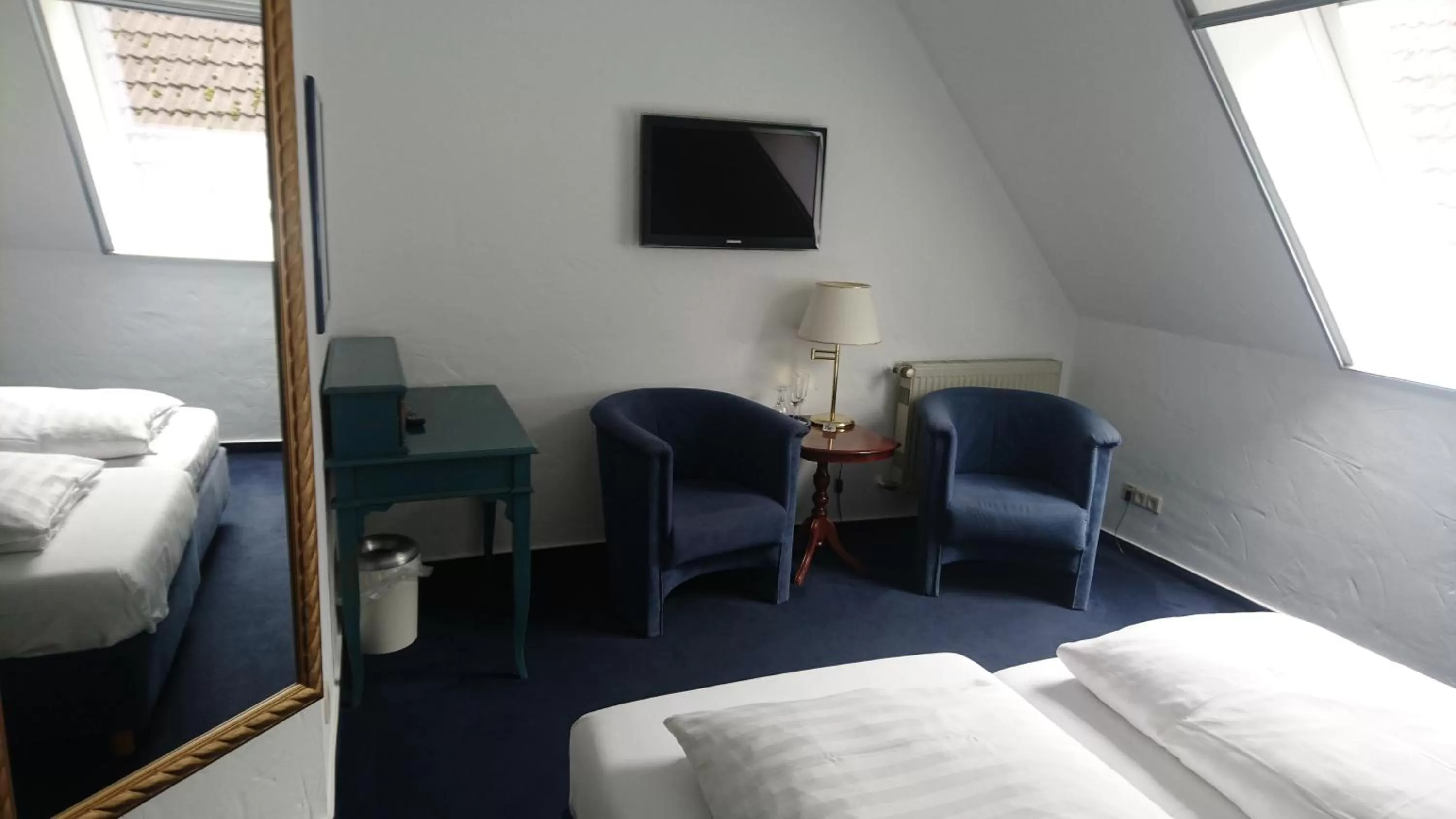 Photo of the whole room, TV/Entertainment Center in Waldhaus an de Miälkwellen