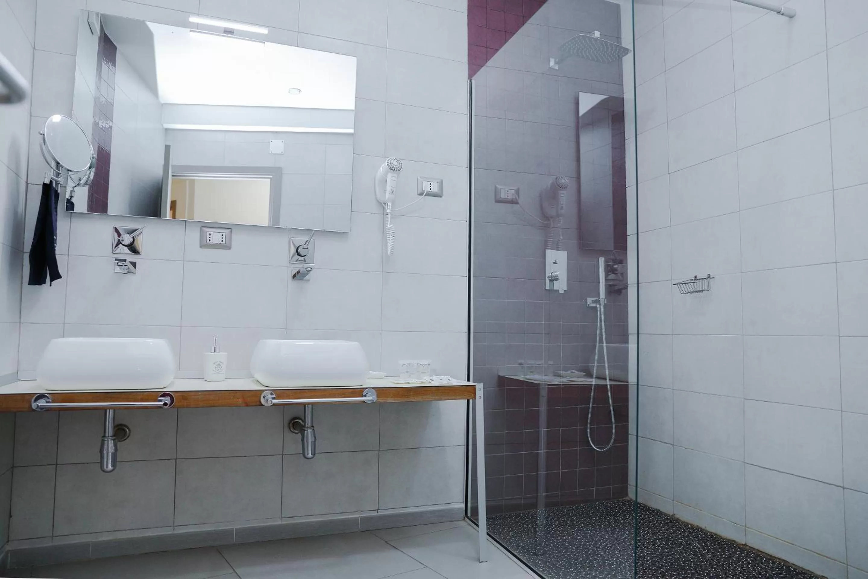 Toilet in Hotel La Villette