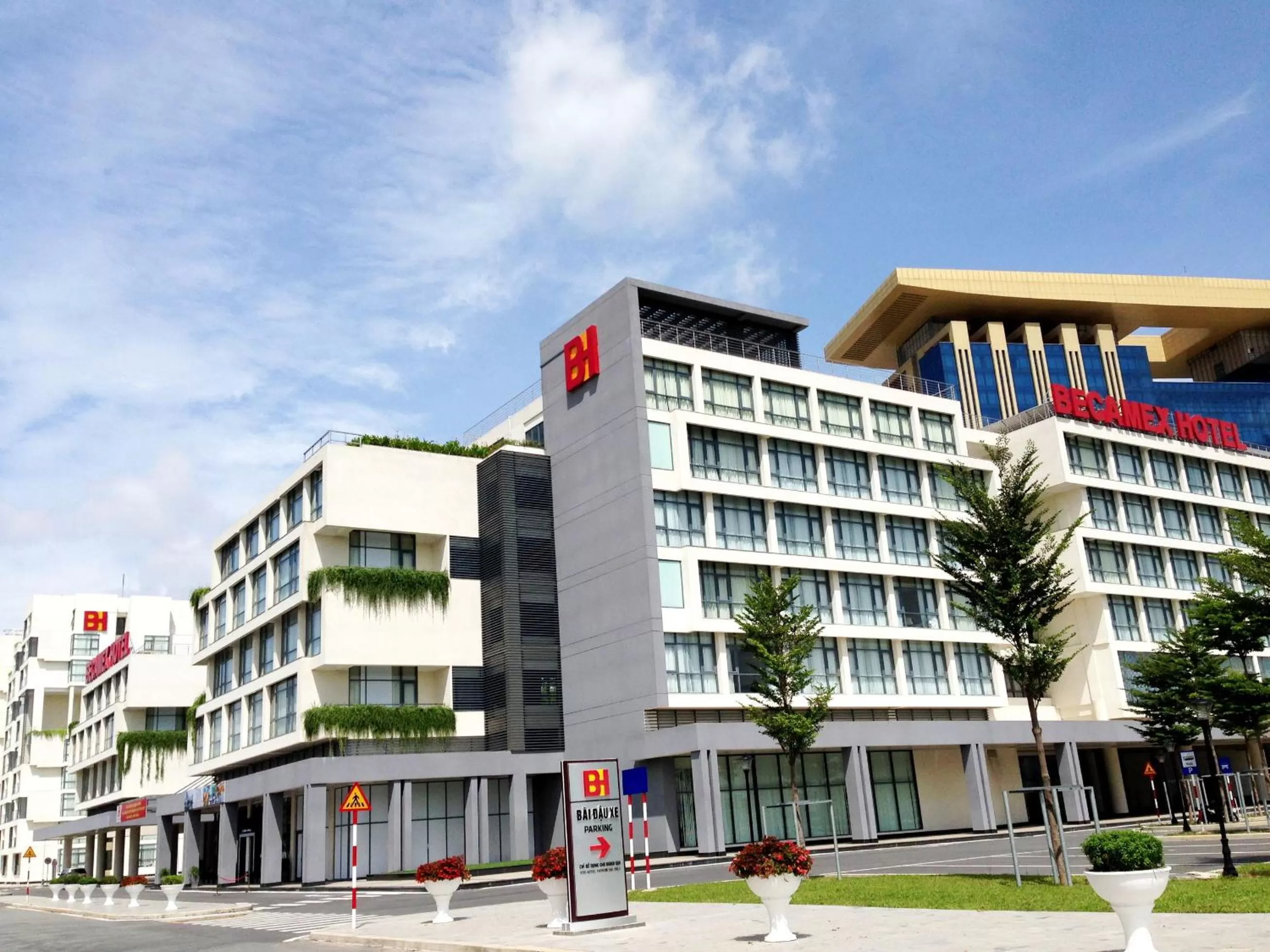 Property building in Becamex Hotel New City