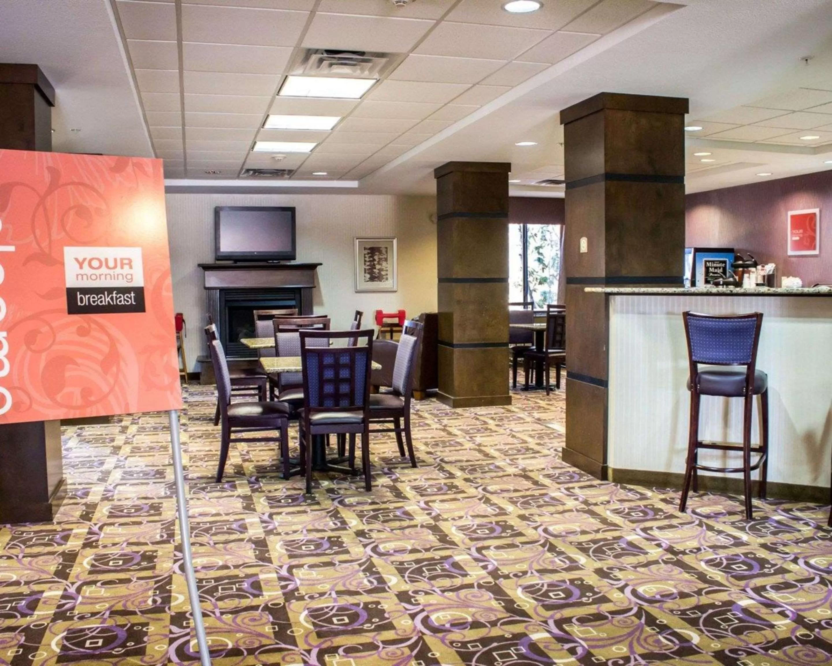 Restaurant/places to eat in Comfort Suites Sanford
