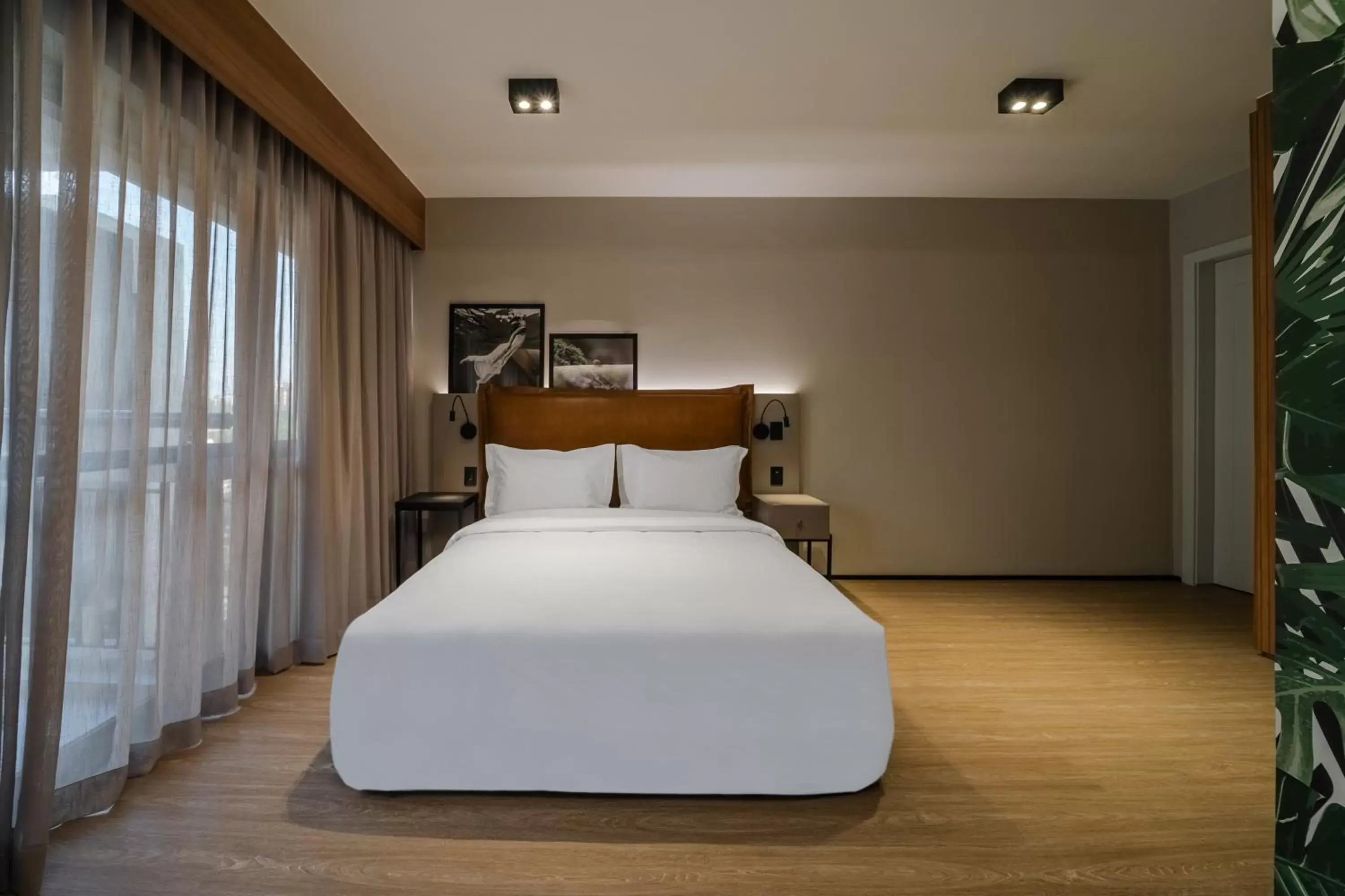 Room with One Double Bed - Disability Access in Grand Mercure SP Itaim Bibi Room with One Double Bed - Disability Access in Grand Mercure SP Itaim Bibi