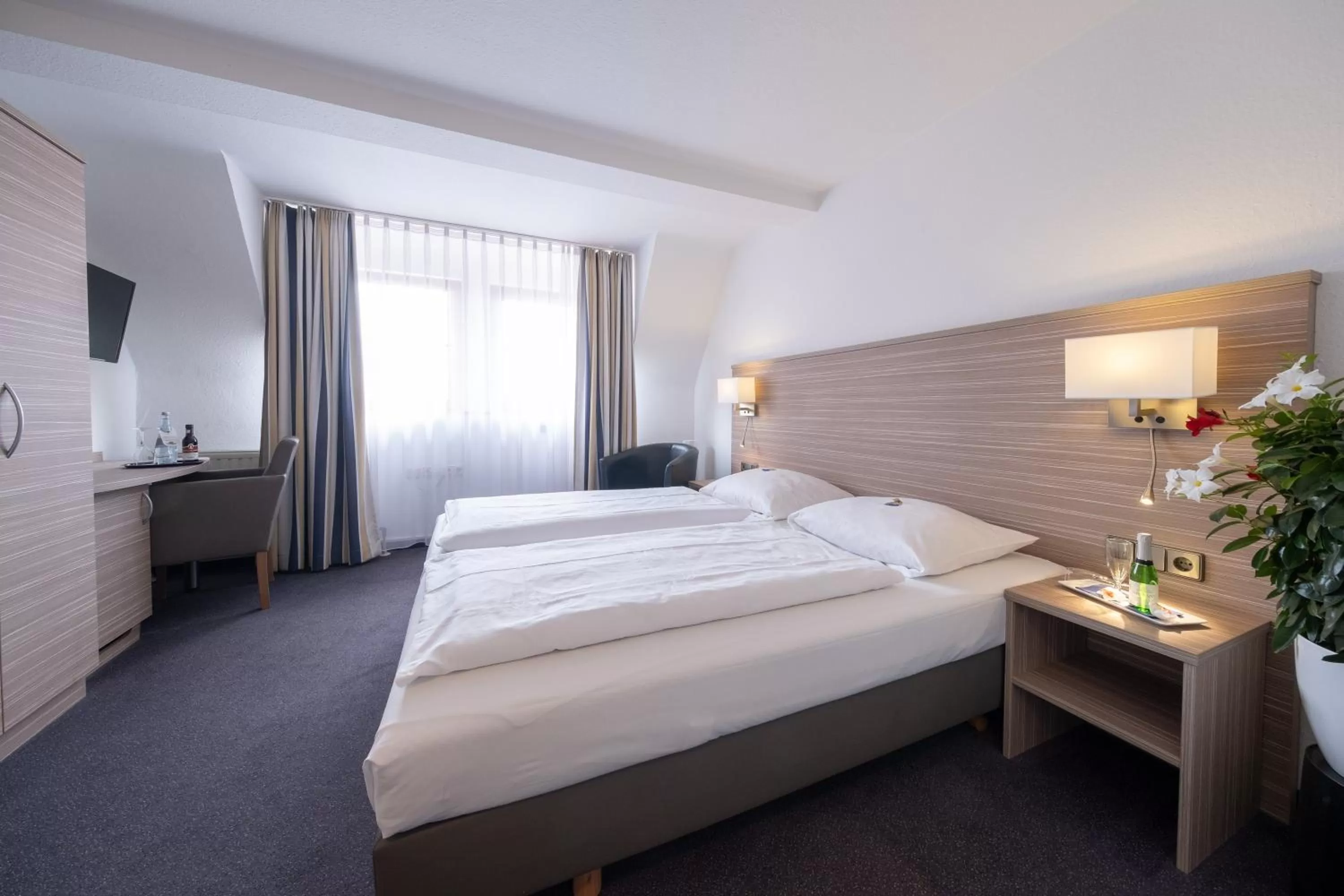 Photo of the whole room, Bed in Hotel Bär