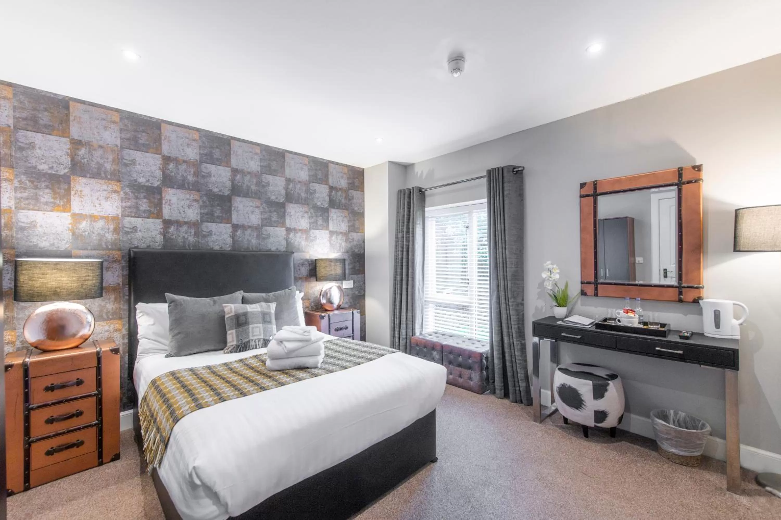 hair dresser, Bed in The Allan Park