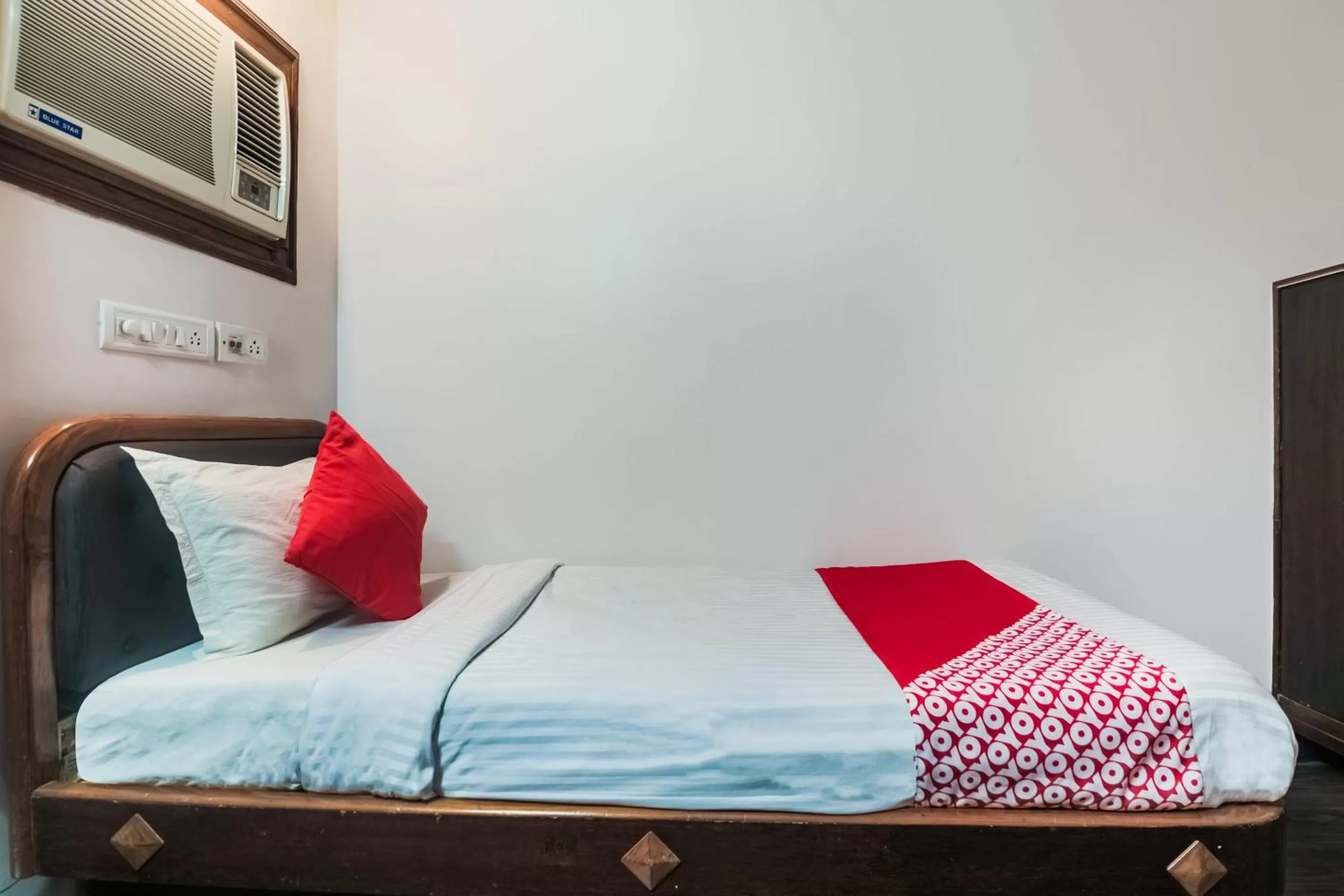 Bed in Hotel Amrit Regency