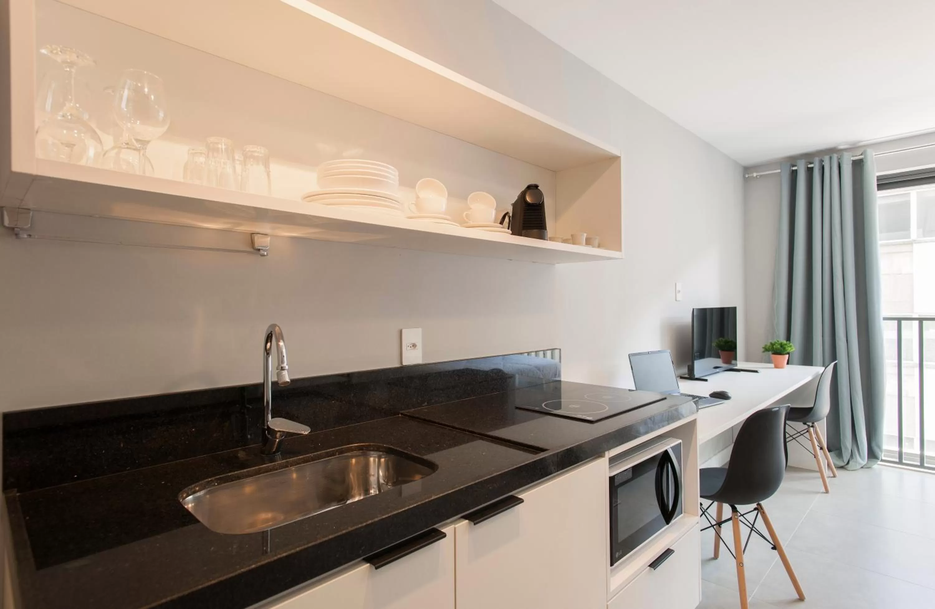 Kitchen or kitchenette, Kitchen/Kitchenette in Cityhome GO 24 Porto Alegre