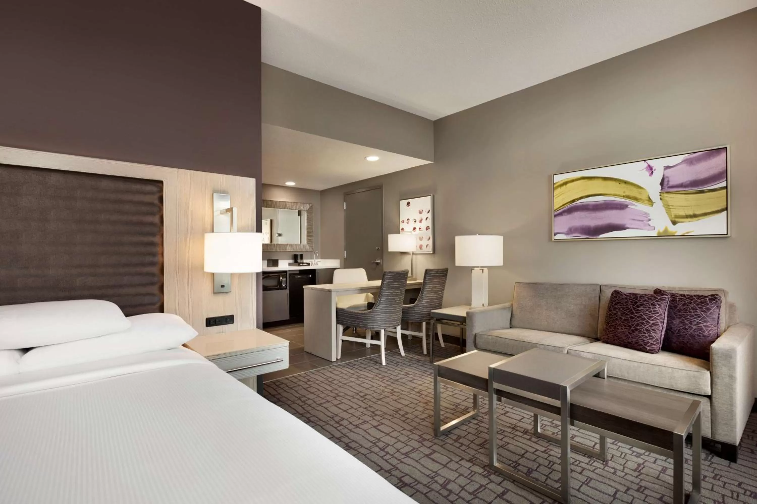 Bedroom, Bed in Embassy Suites by Hilton Charlotte Uptown