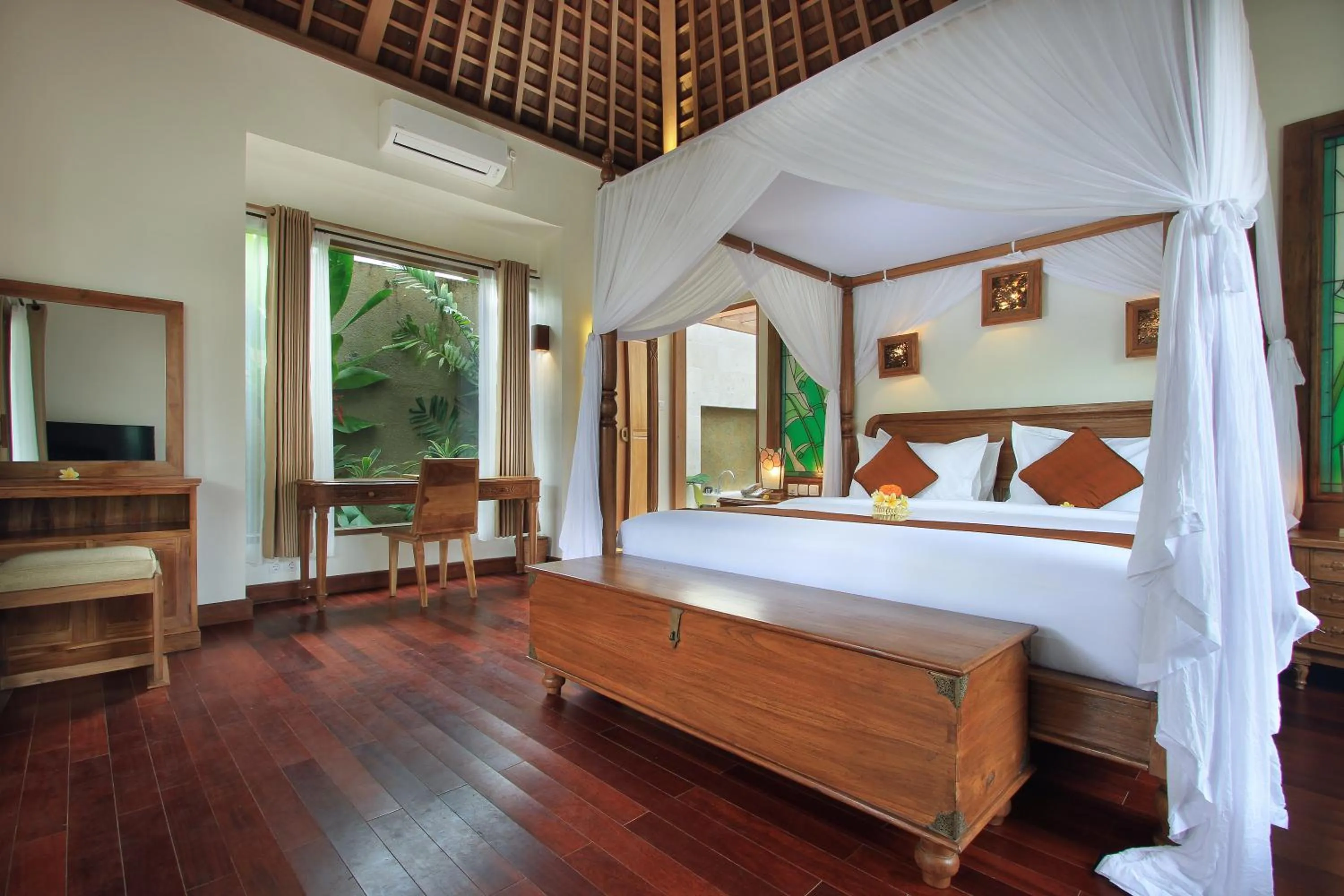 Bed in Graha Sandat Villas by GenuineHost