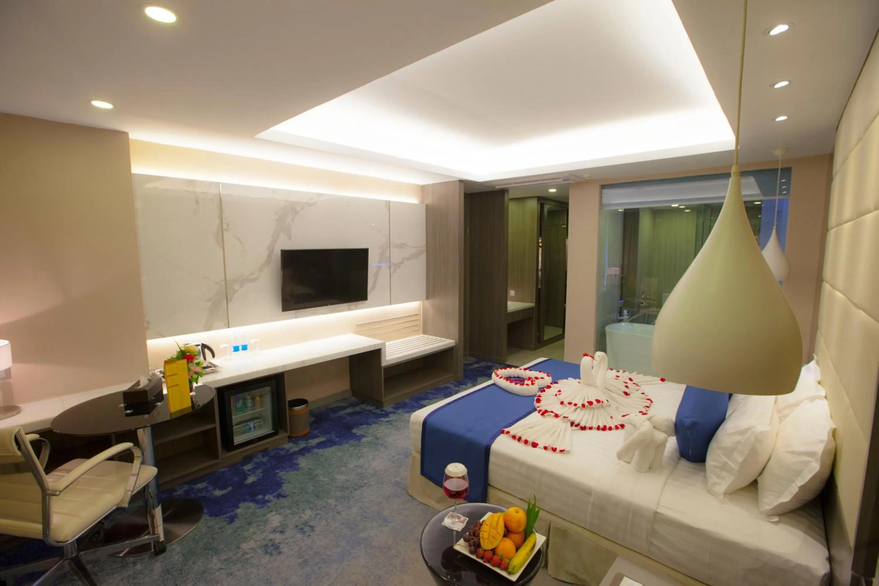 Bed in Grand Palace Hotel