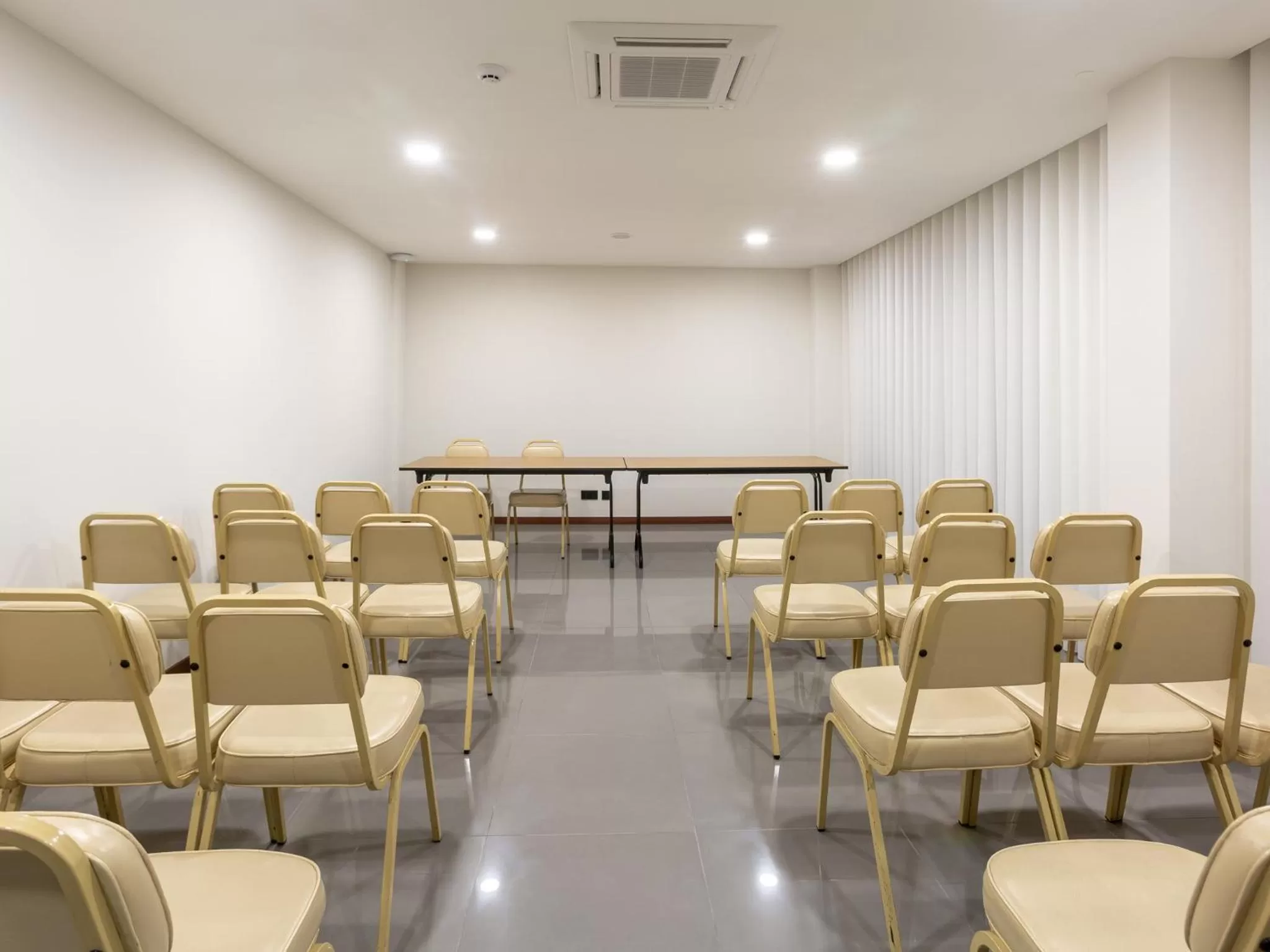 Meeting/conference room in Hotel Afonso V & SPA