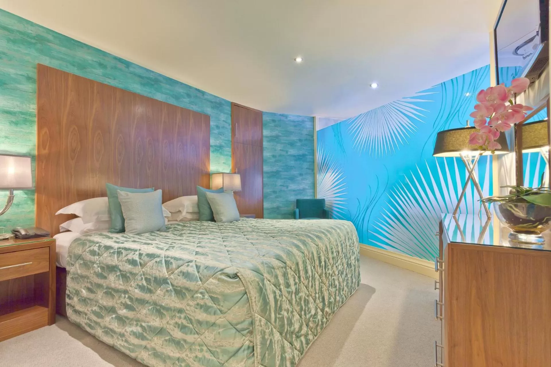 Photo of the whole room, Bed in Ambleside Salutation Hotel & Spa