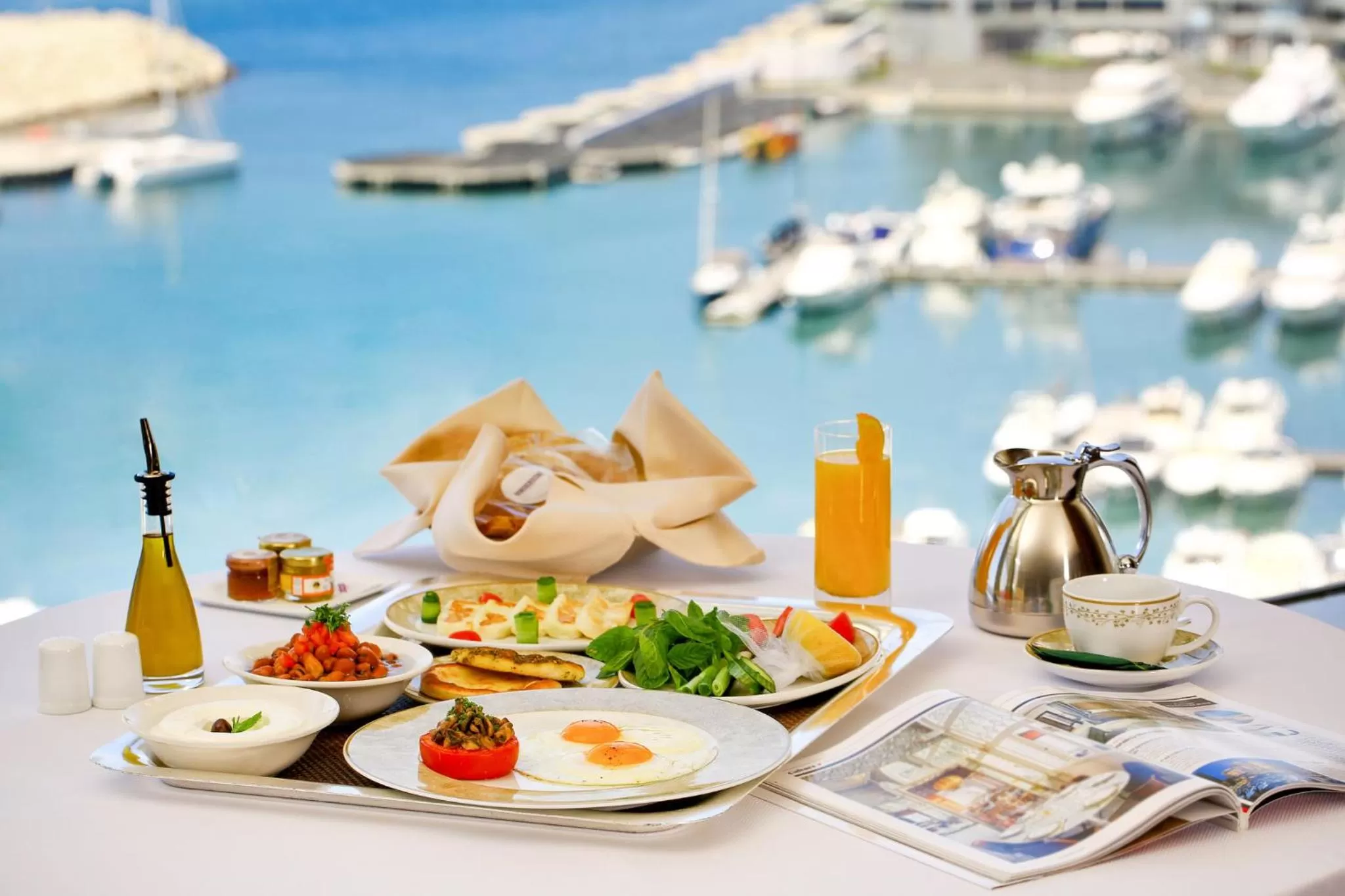 Restaurant/places to eat in InterContinental Phoenicia Beirut by IHG