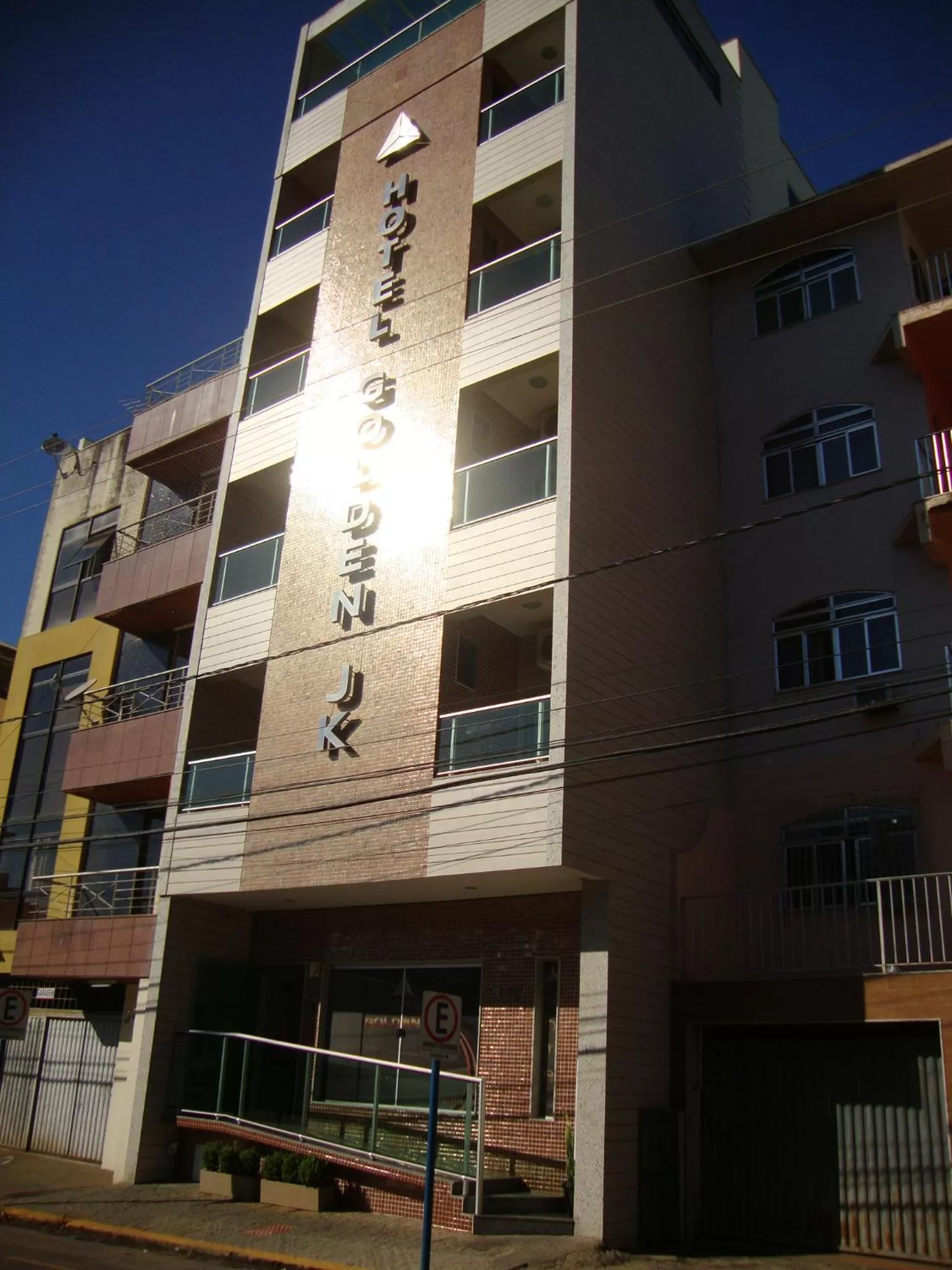 Facade/entrance, Property Building in Hotel Golden JK