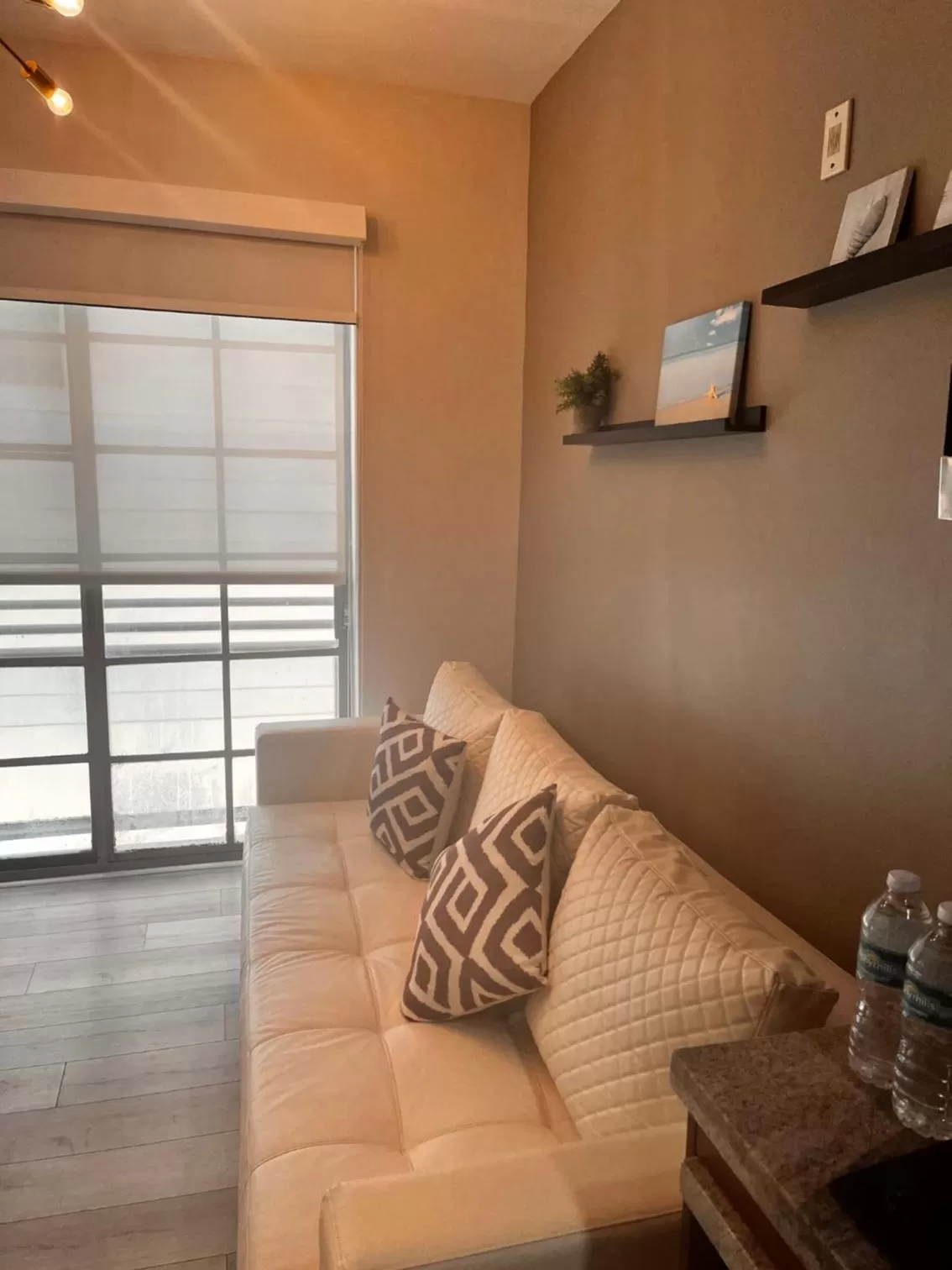 Living room, Seating Area in Suites at The Strand on Ocean Drive