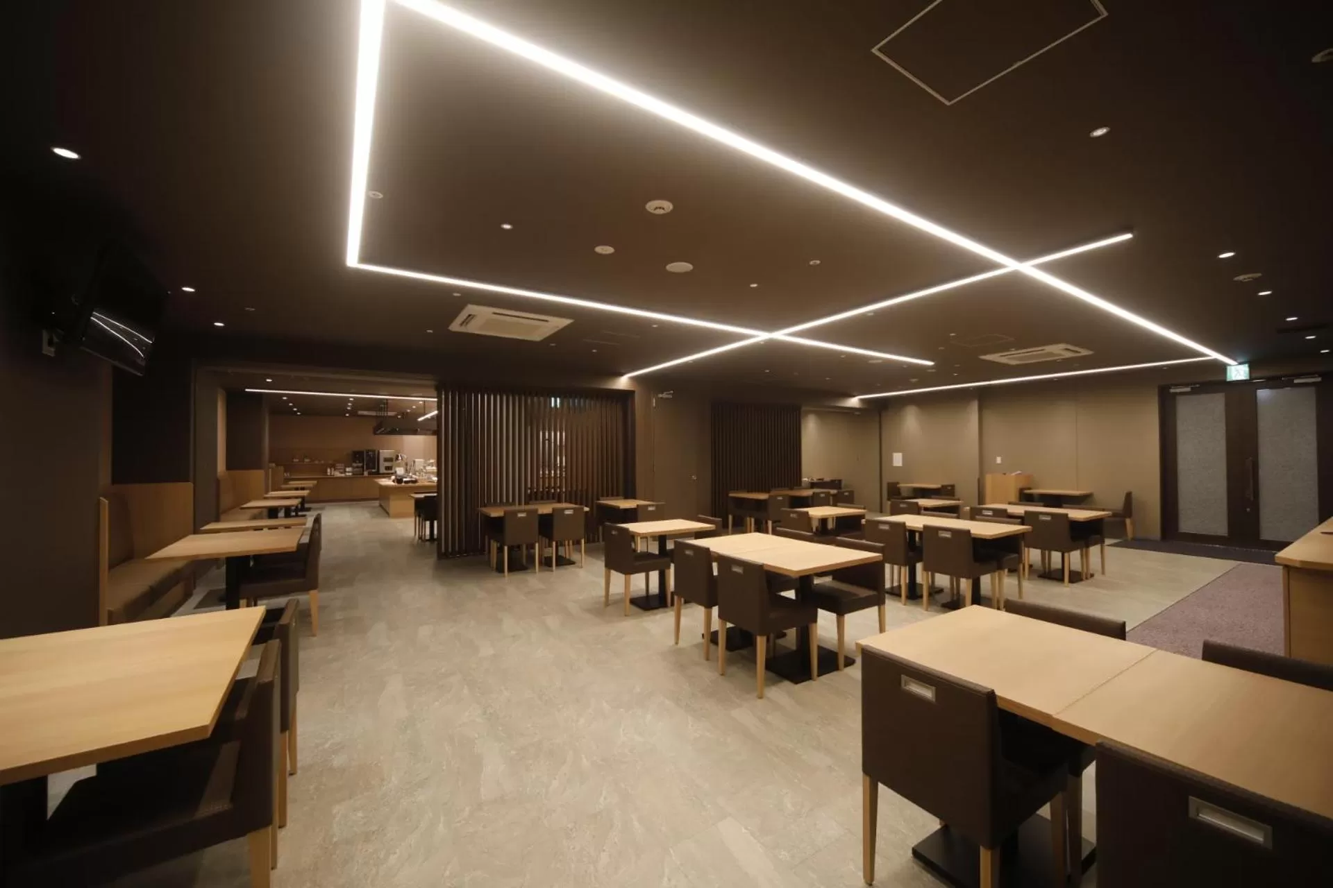 Restaurant/places to eat in Dormy Inn Korakuen