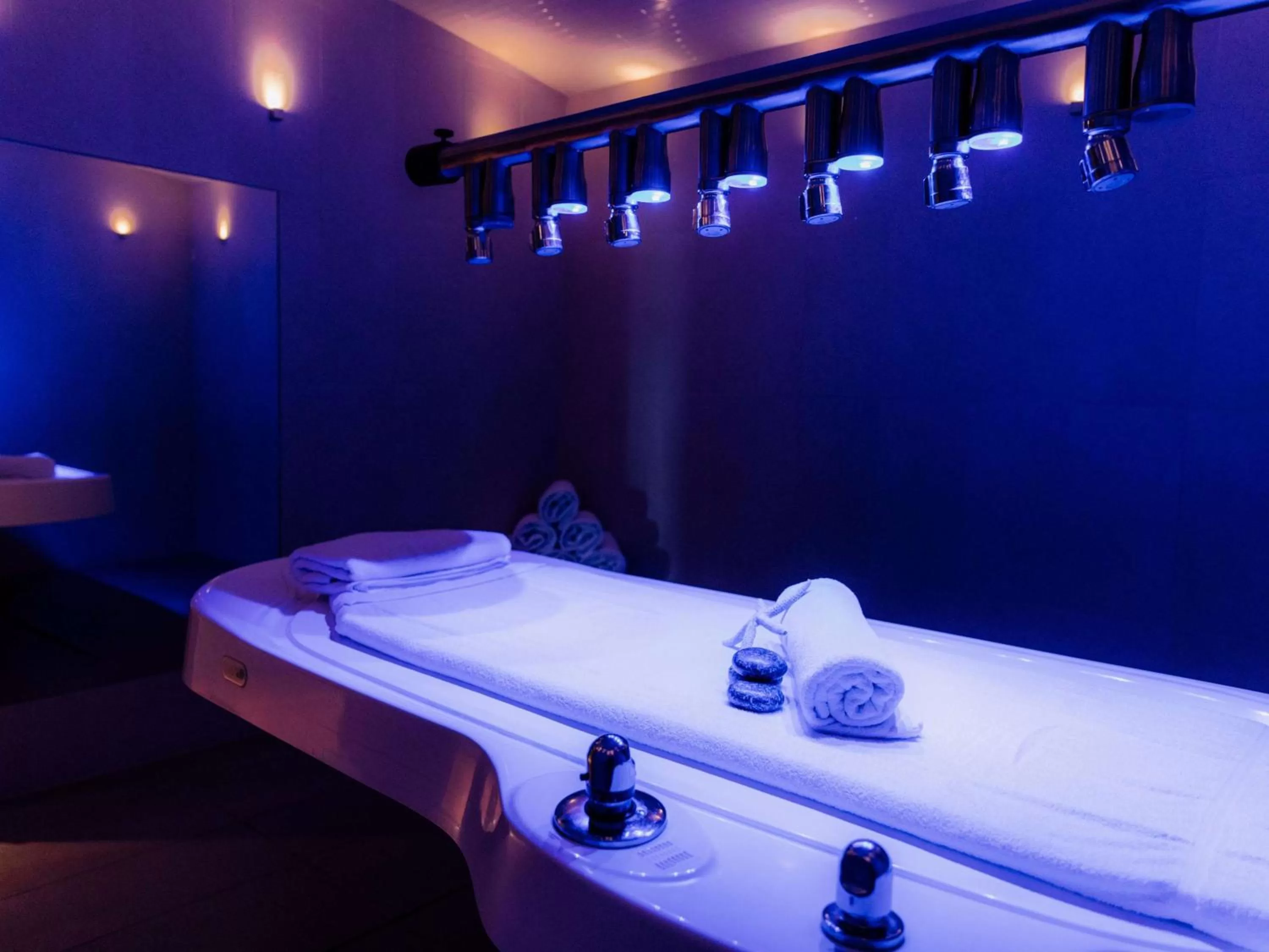 Spa and wellness centre/facilities in Hilton Surfers Paradise Hotel & Residences