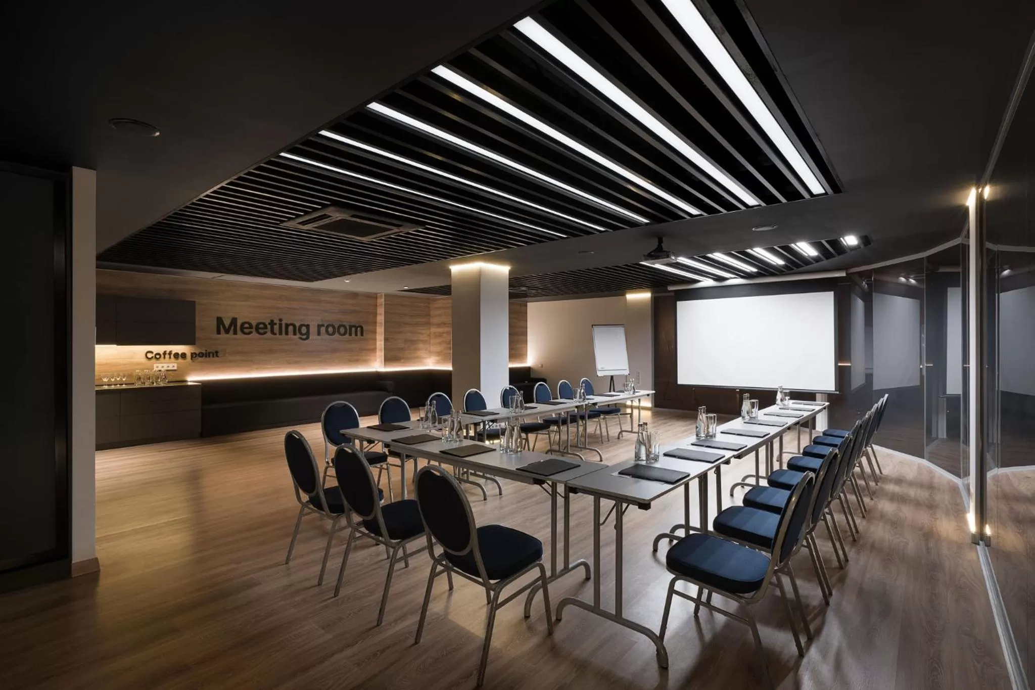 Business facilities in ONOVO Dendra Hotel