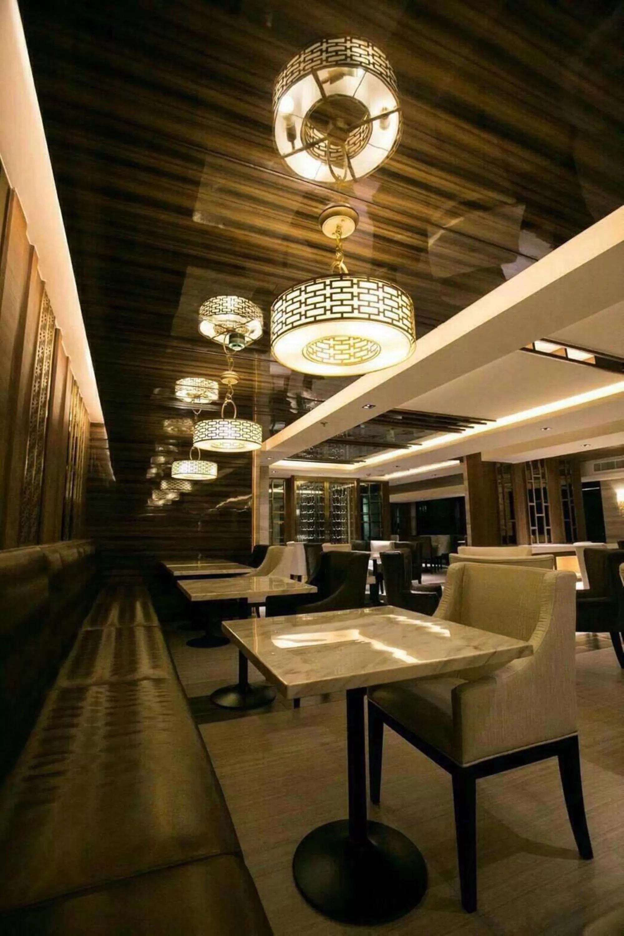 Restaurant/places to eat in Arte Hotel - SHA Extra Plus