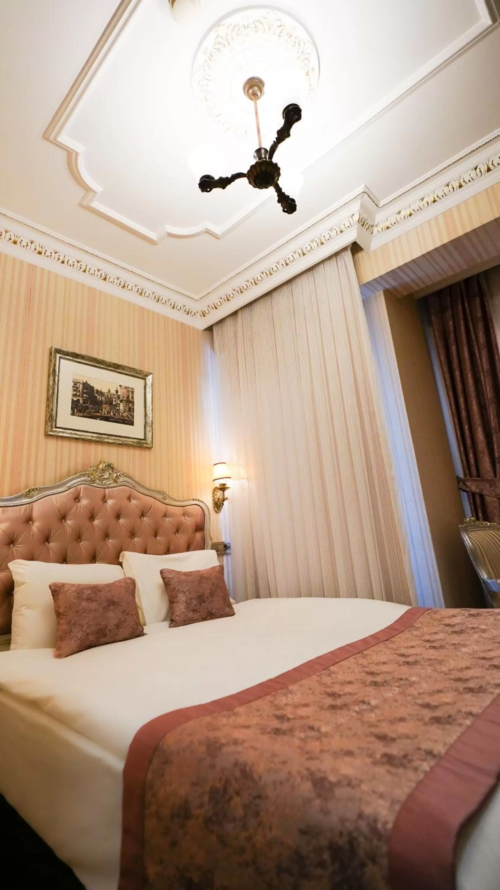 Bedroom, Bed in Hotel Gritti Pera & Spa